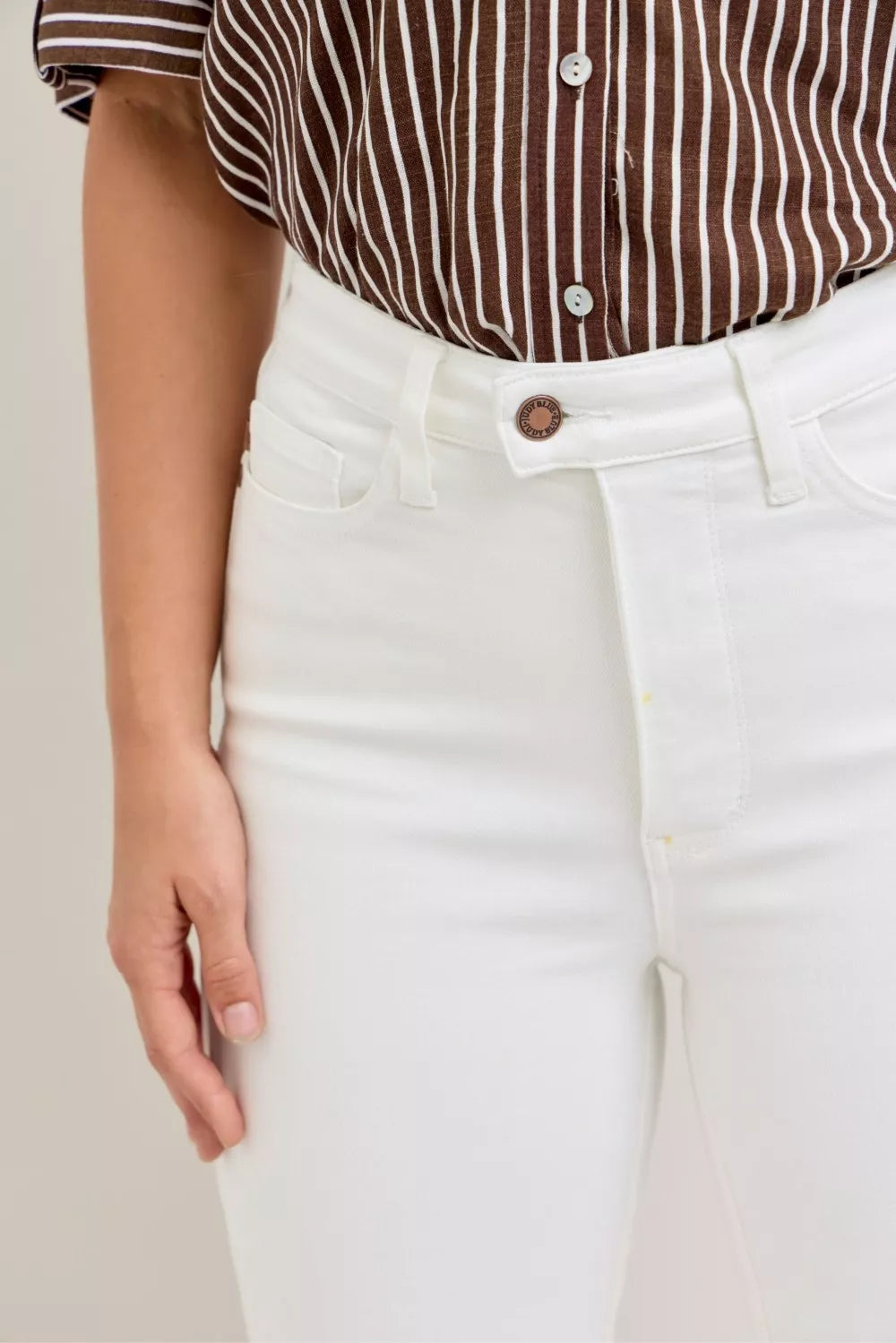 Women's pants – product view 5