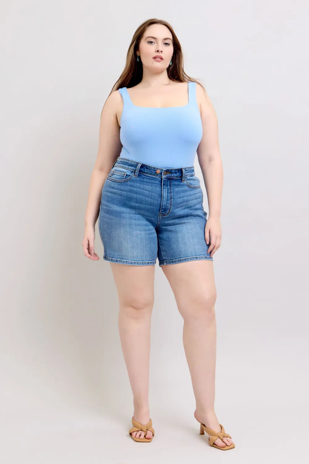Women's shorts – product view 7