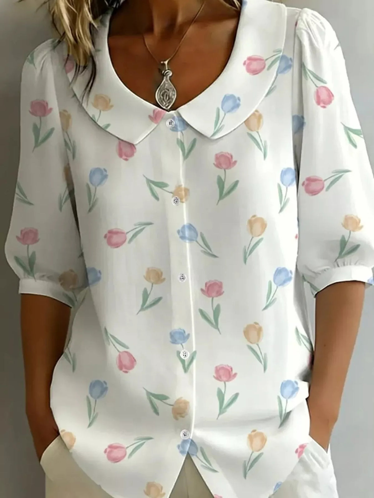 White daisy print peter pan collar button-down shirt