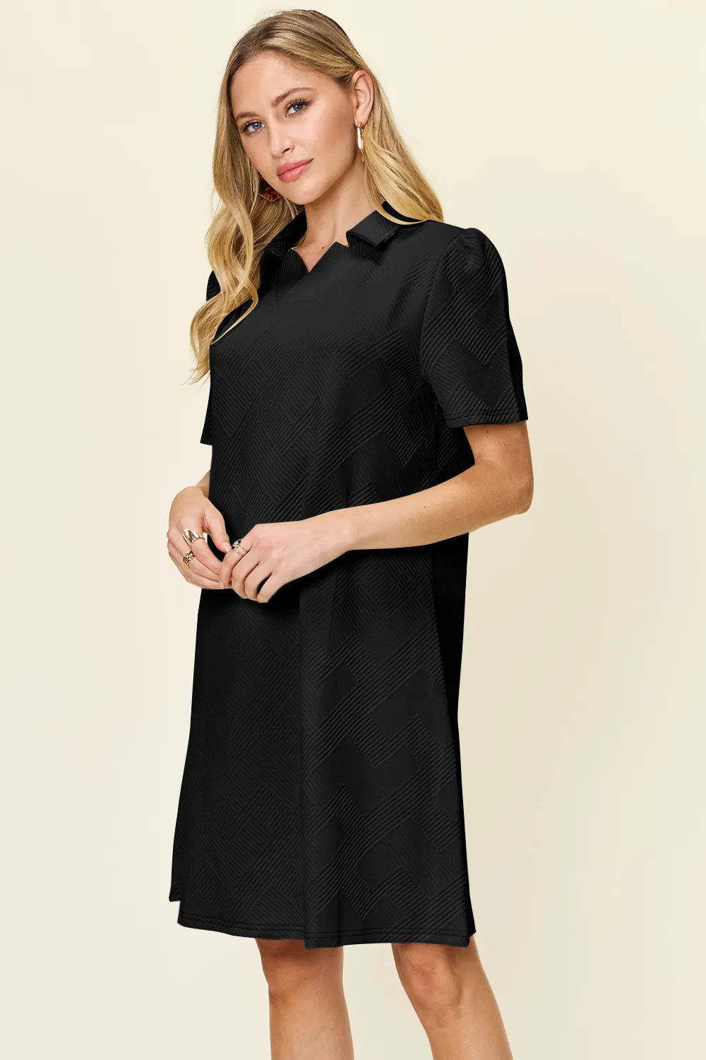 Women's apparel – product view 20
