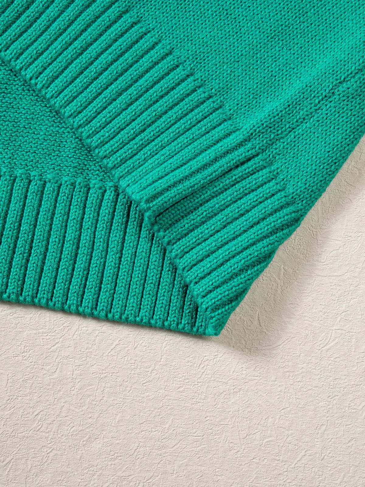 Merry sweater, green ribbed hem
