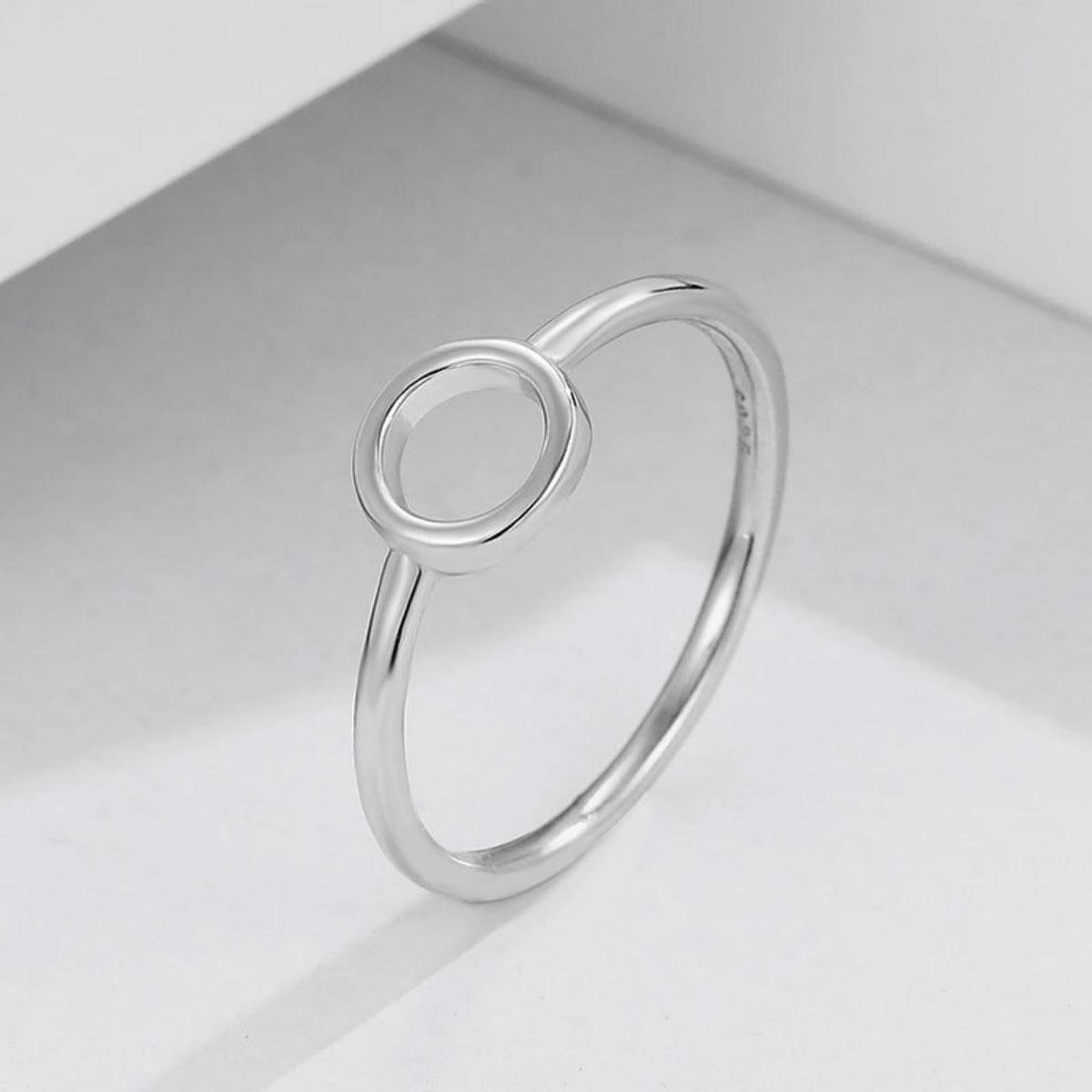 Trendsi 925 Sterling Silver Circle Ring -