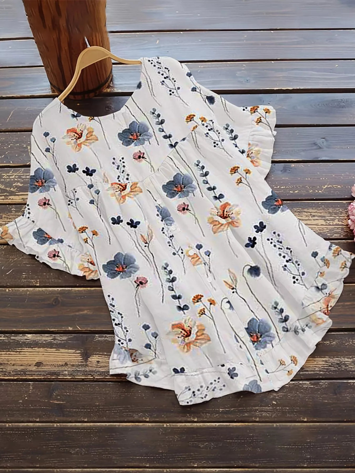 Ruffle Hem Short Sleeve Blouse — garment front