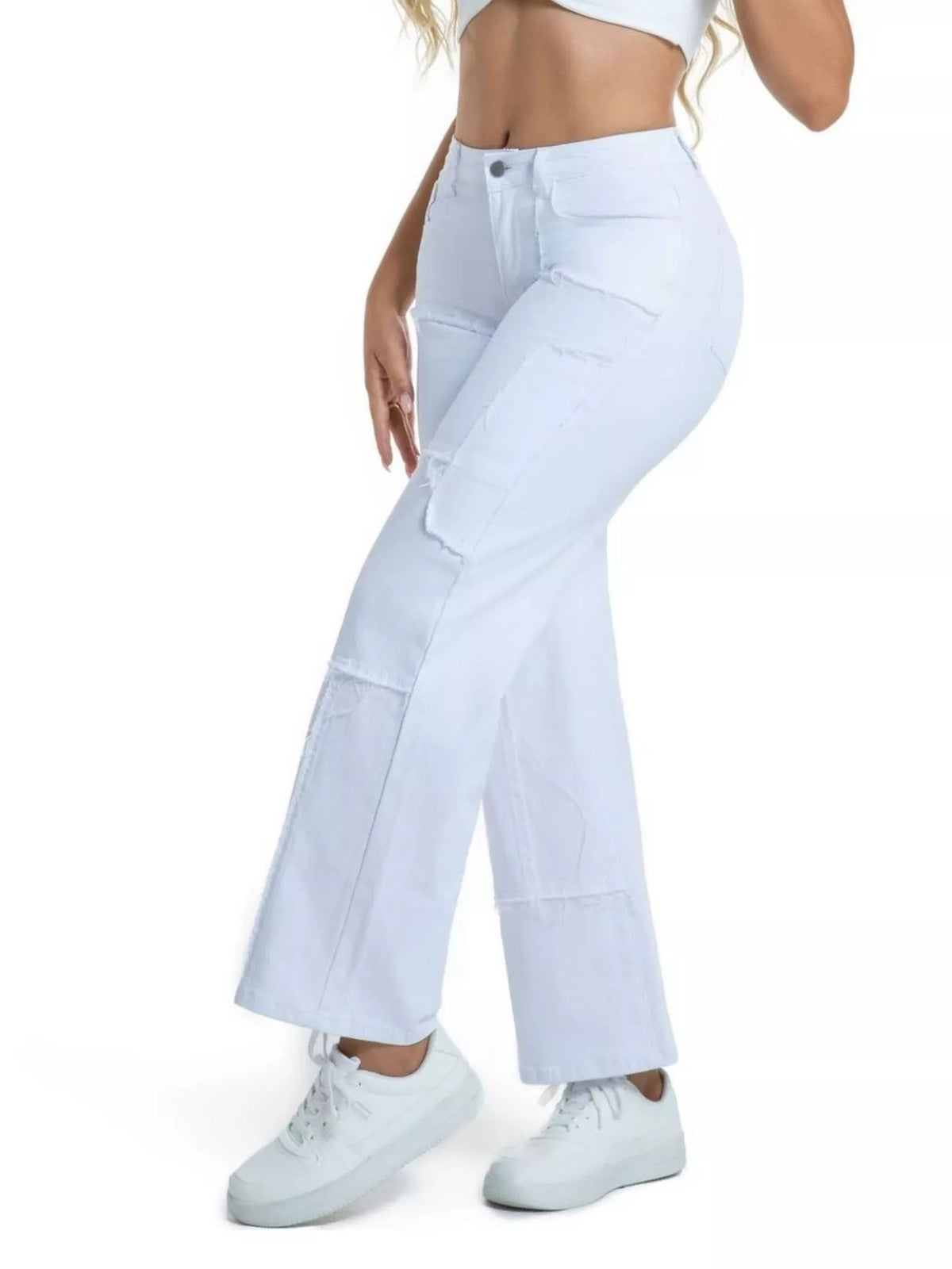 Frayed edge straight leg jeans