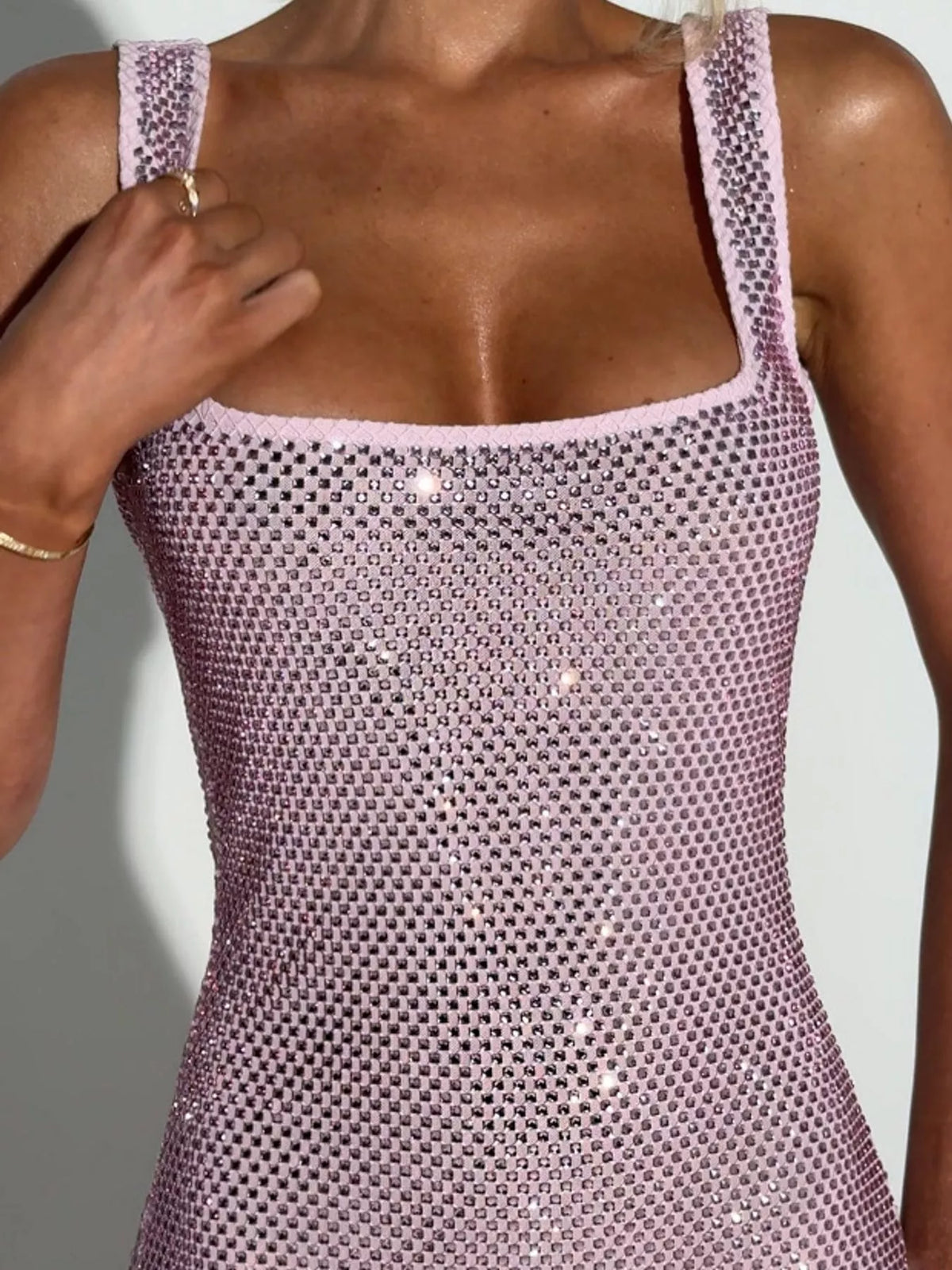 Square neck sleeveless maxi dress, construction and design details