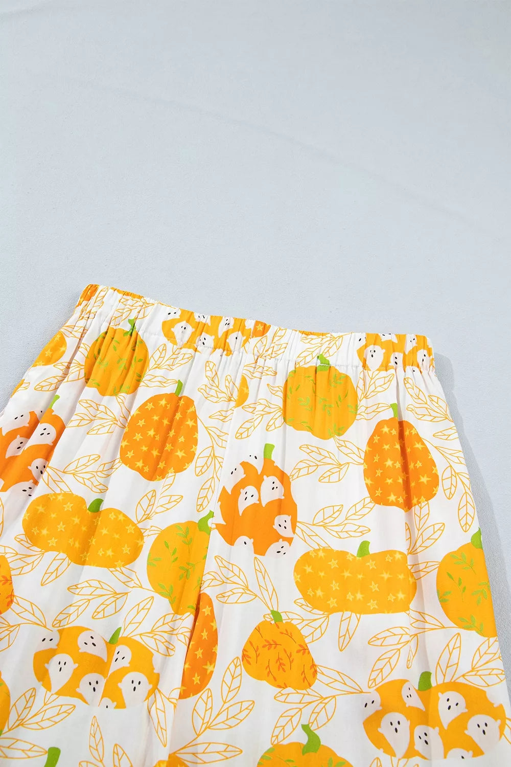 Trendsi Short Sleeve Pumpkin Print Polka Dot Trim Pocket Placket Lounge Set -