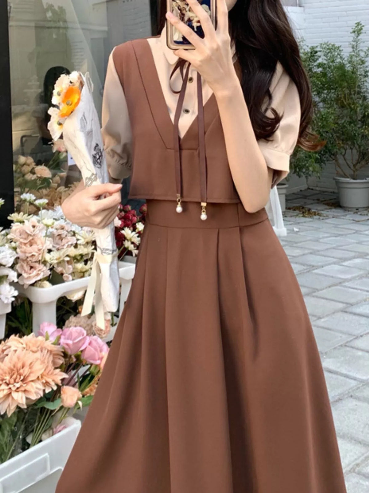 Women's Contrast Short Sleeve Pleated Midi Dress in brown — front view