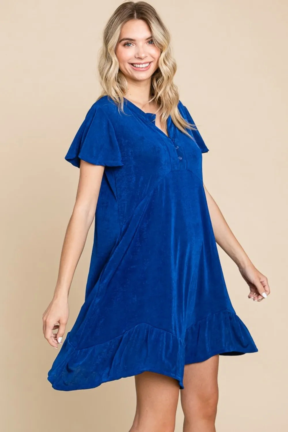 Women's apparel – product view 3