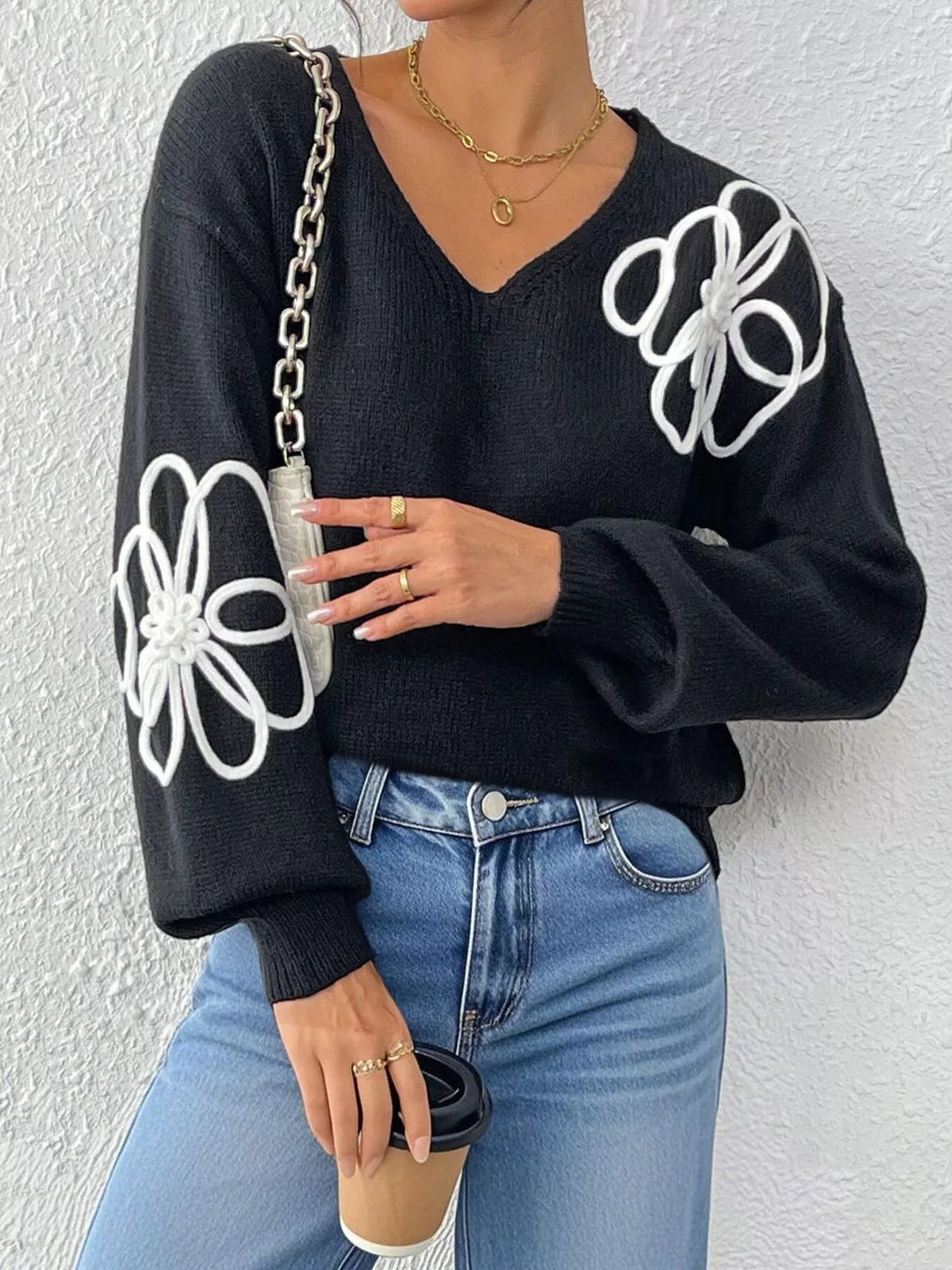 Flower V-neck dropped-shoulder sweater