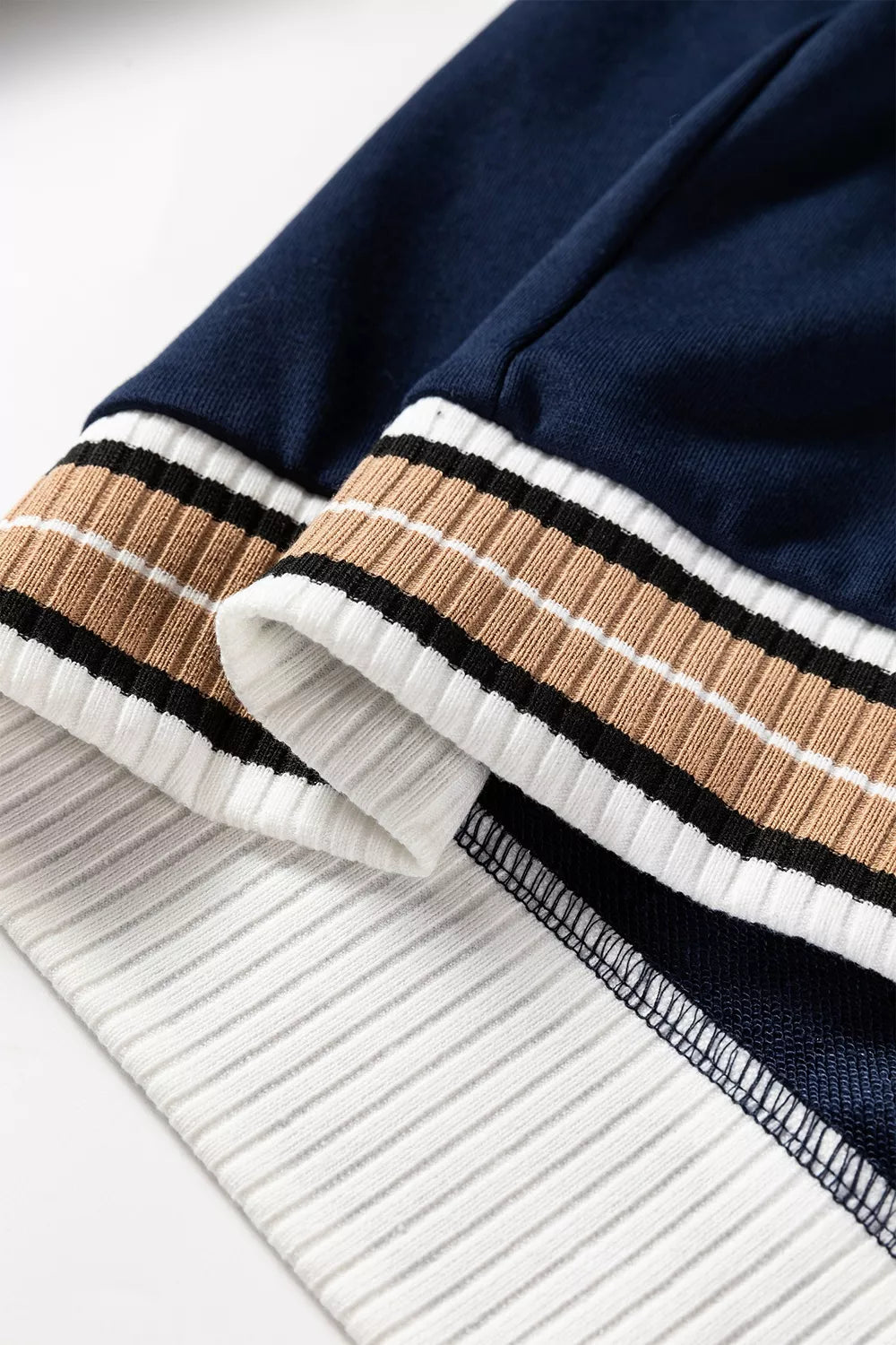 Trendsi Contrast Striped Trim V Neck Sweatshirt -