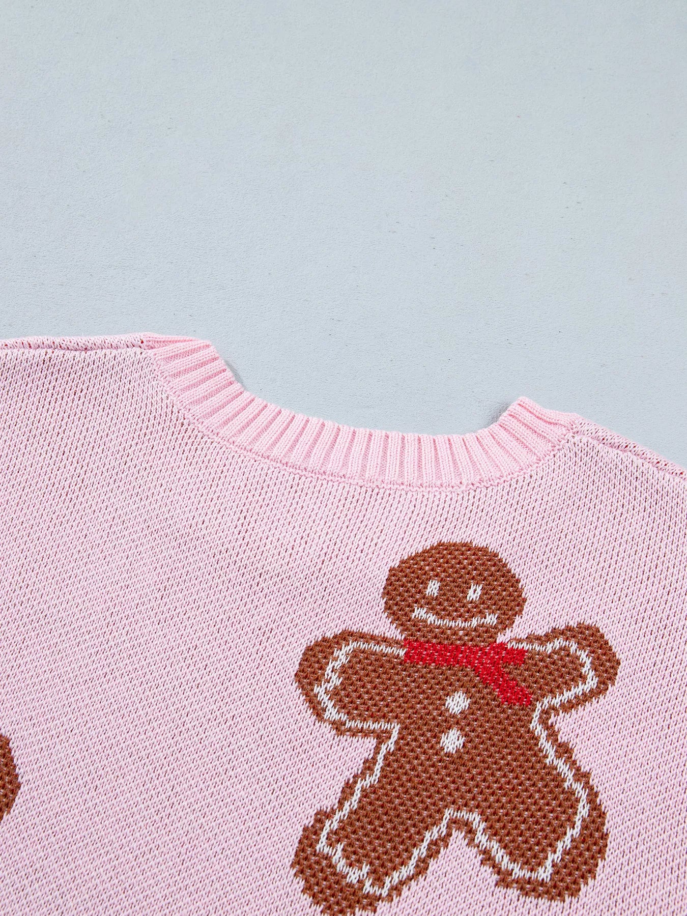 Gingerbread-pattern round-neck long sleeve sweater