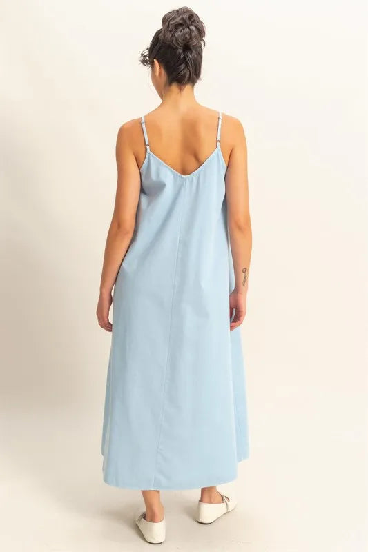 Women's apparel – product view 4