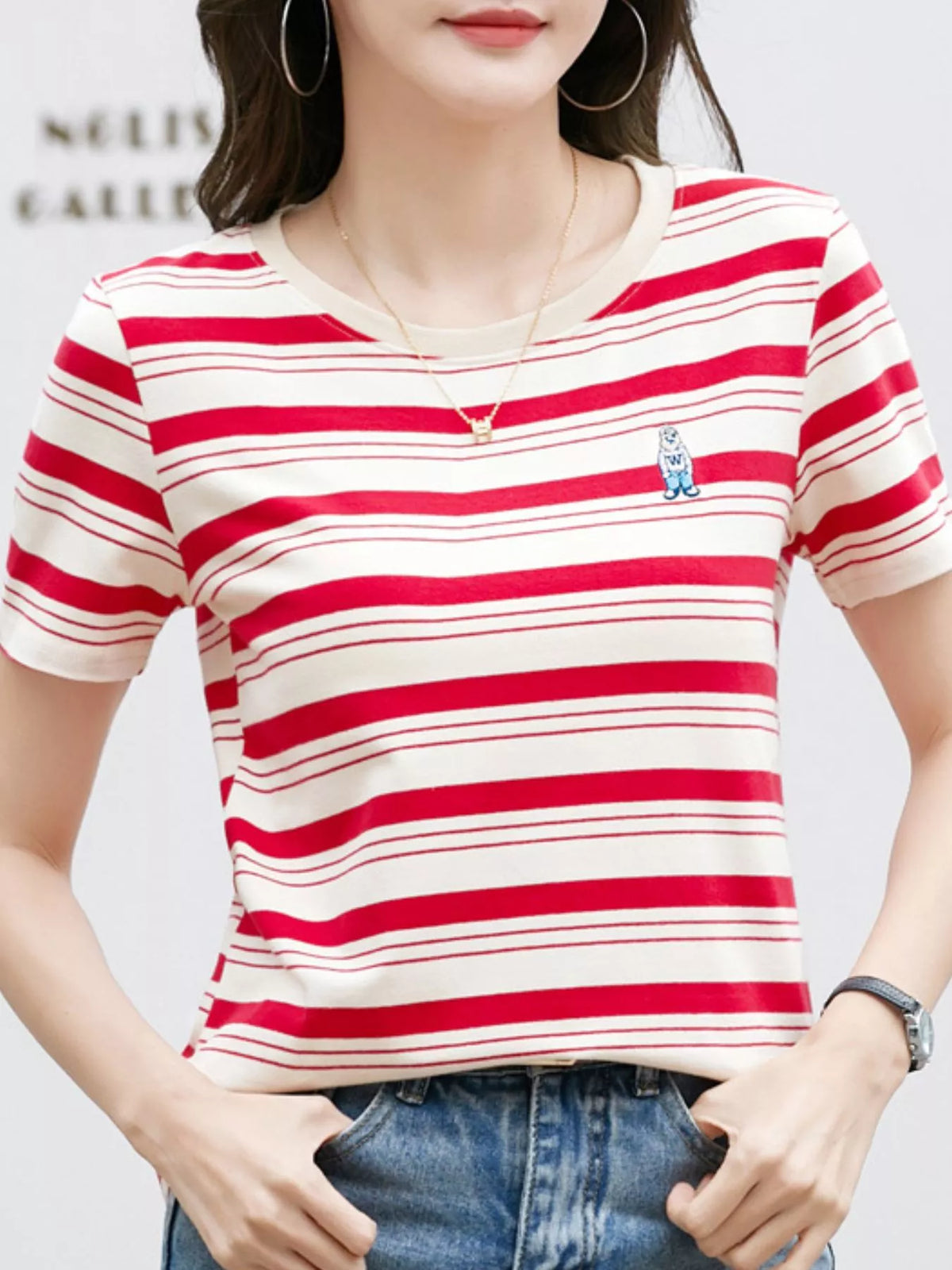 Red - Striped striped crew neck embroidered t-shirt