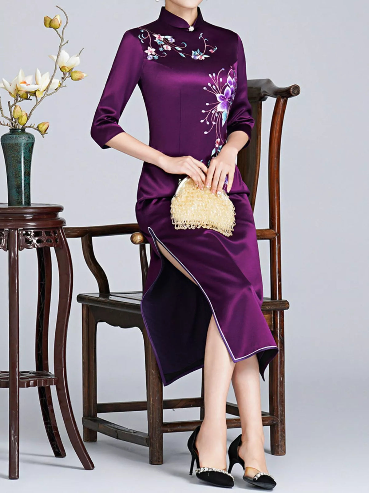 Violet Blue floral embroidered cheongsam dress