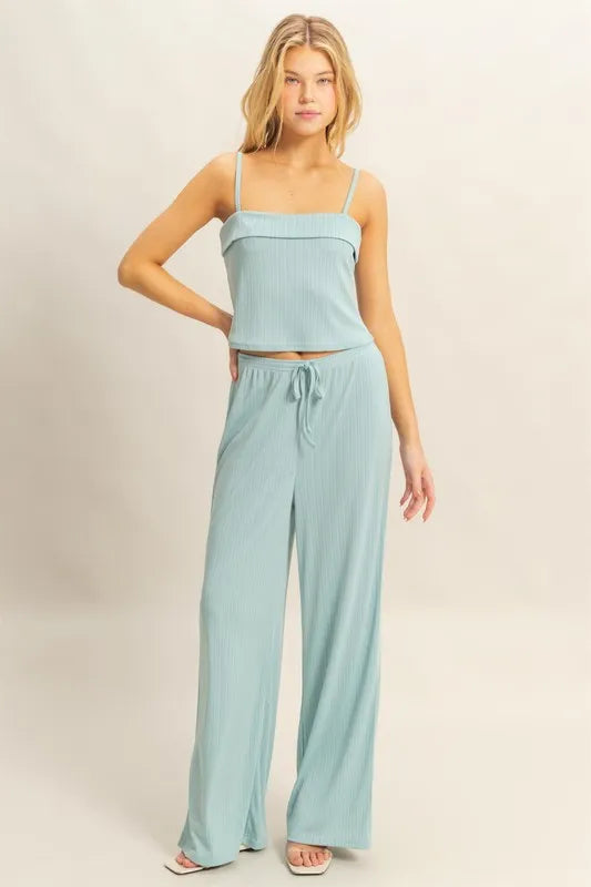 Women's clothing set – product view 1