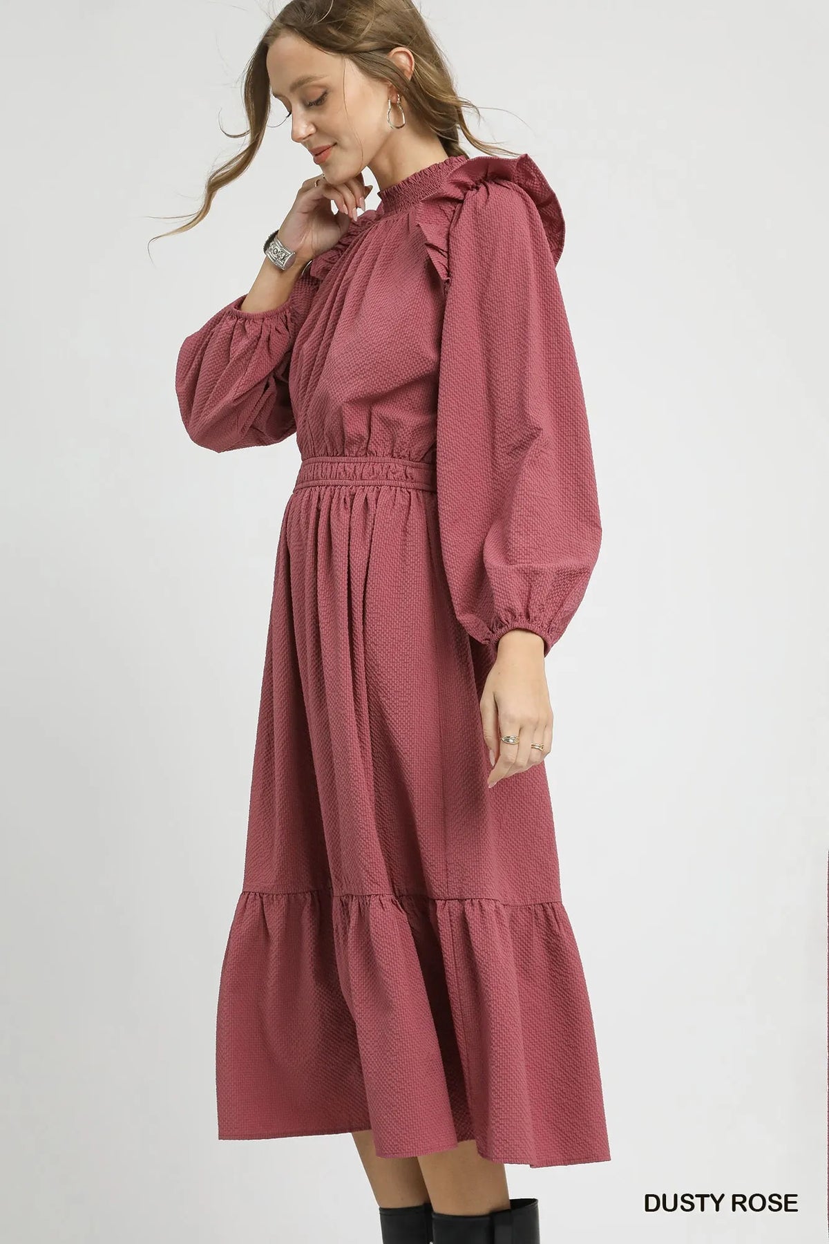 Women's Textured Midi Dress With Ruffle Shoulder Detail — product view 4