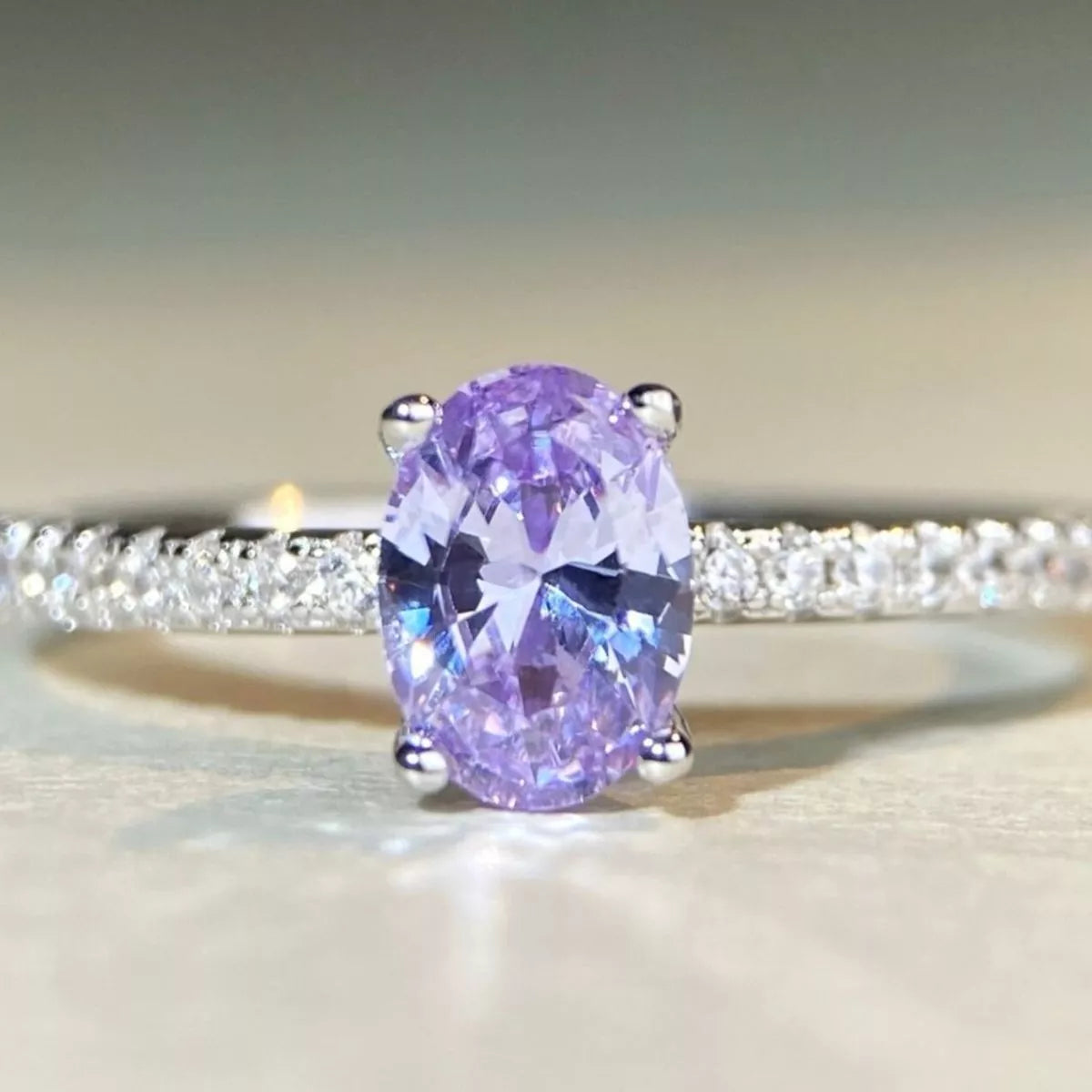 Trendsi 925 Sterling Silver Zircon Oval Ring -