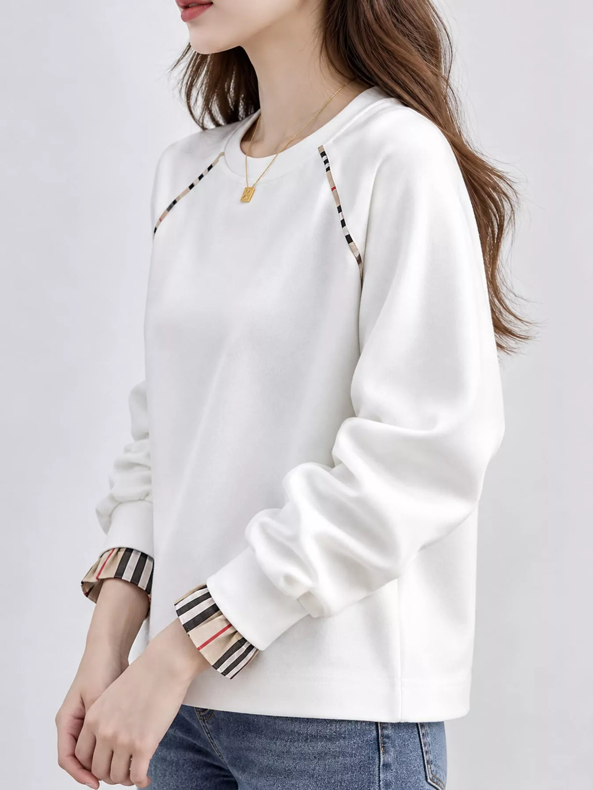 Plaid-trim sweatshirt, white side
