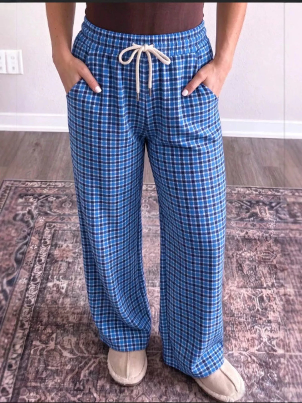 pants, front view on model