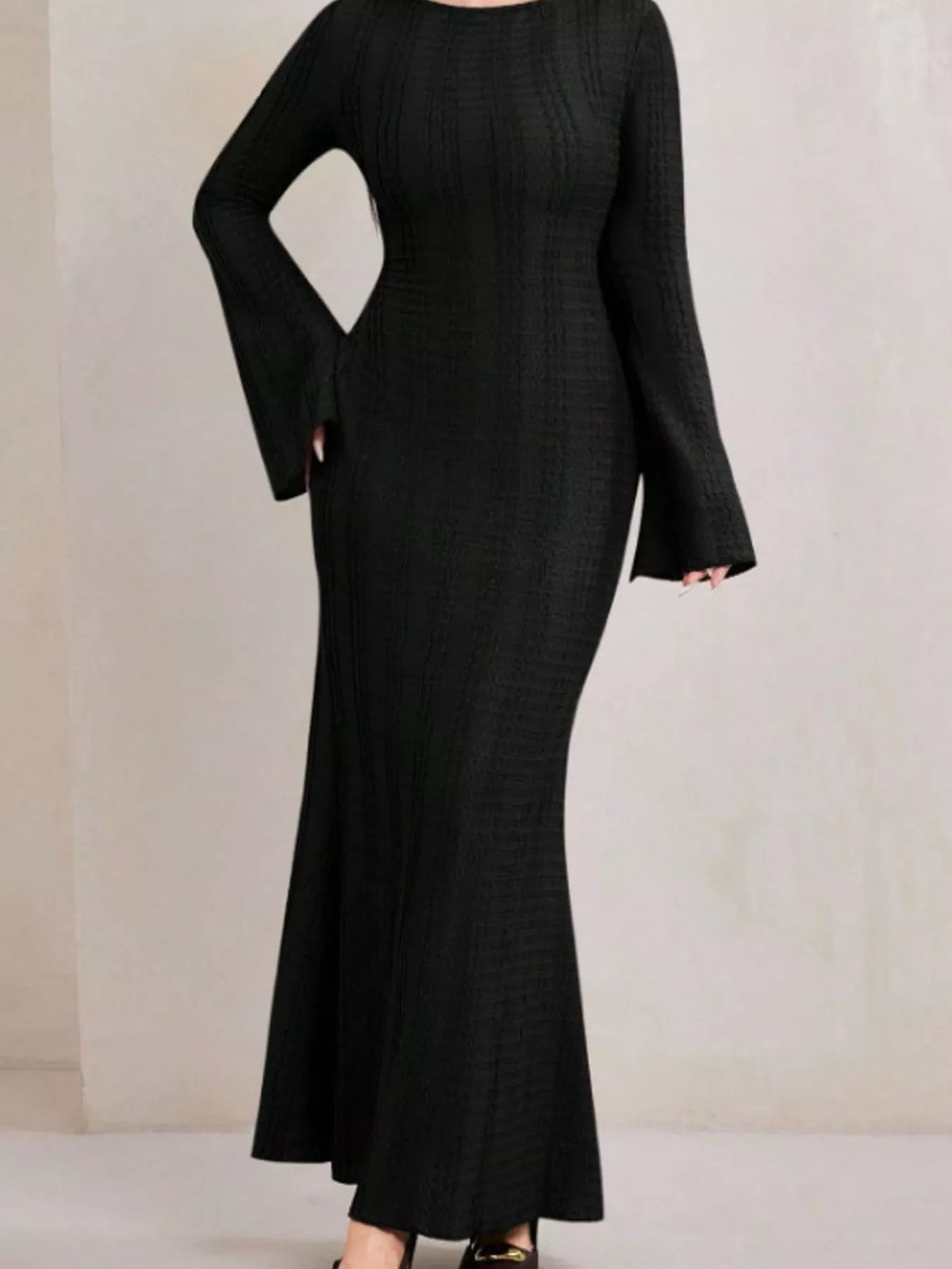 Textured Flare Sleeve Bodycon Maxi Dress in black