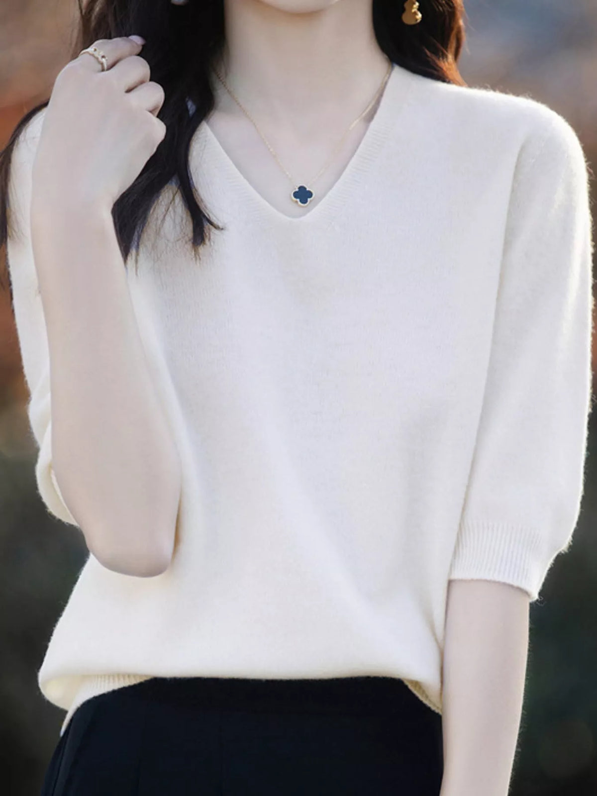 Short-sleeve sweater