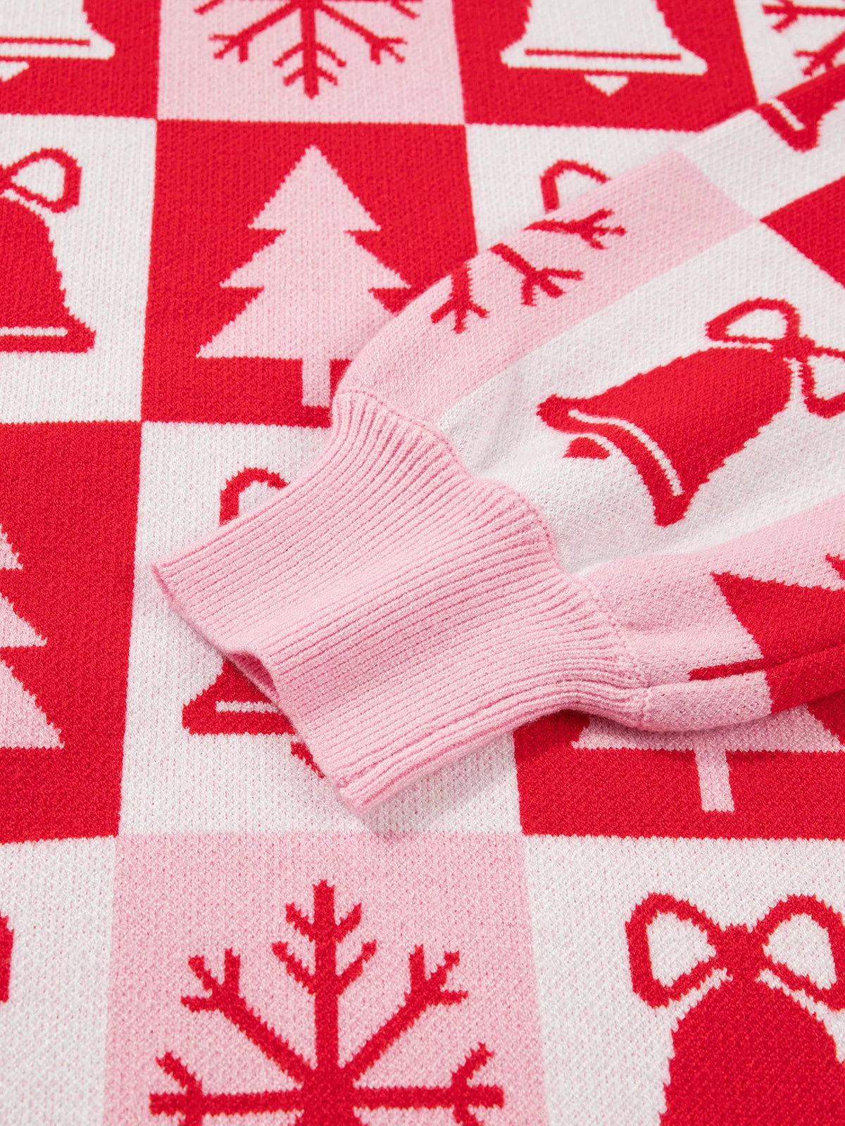 Ribbed sleeve cuff on pink and red christmas christmas patchwork round neck sweater