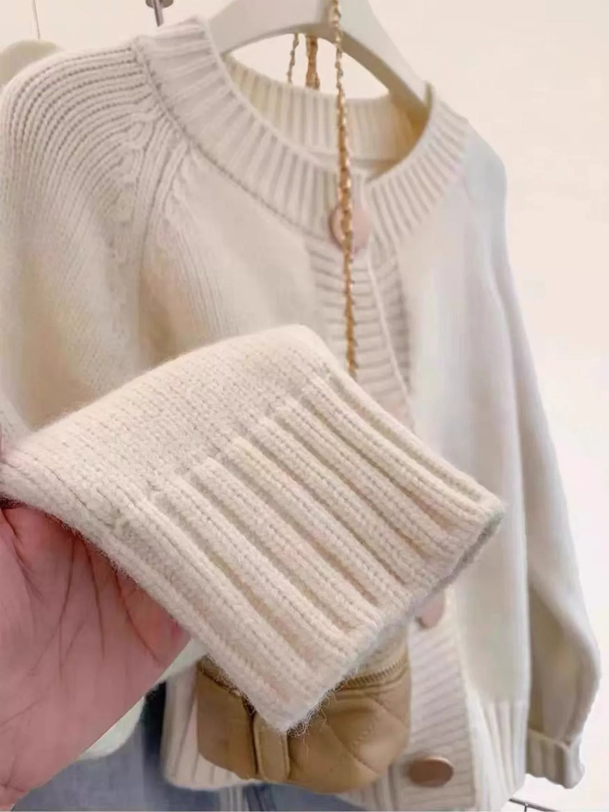 Round neck long sleeve cardigan, construction and design details