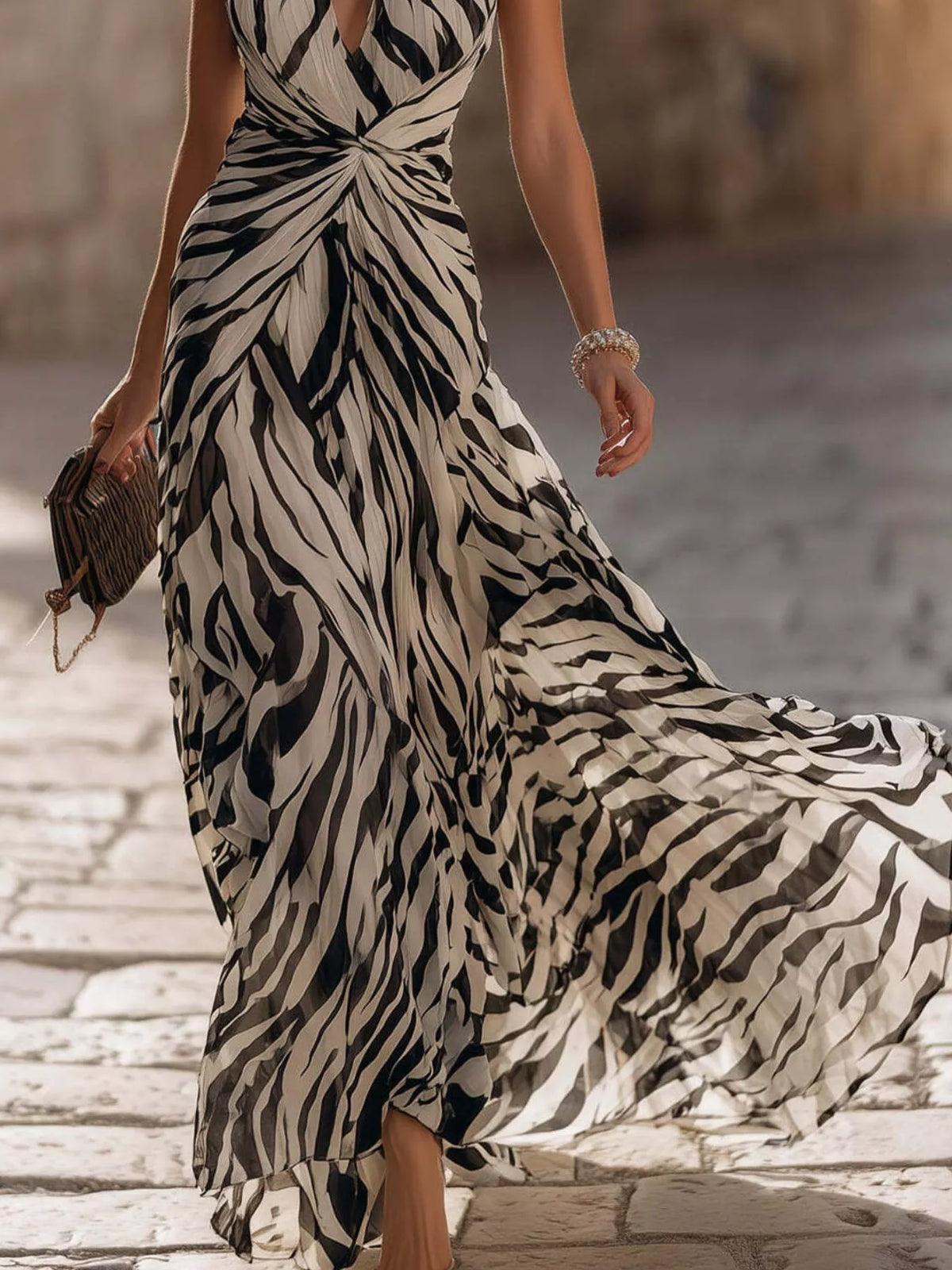 Animal-print maxi dress, black and cream skirt detail