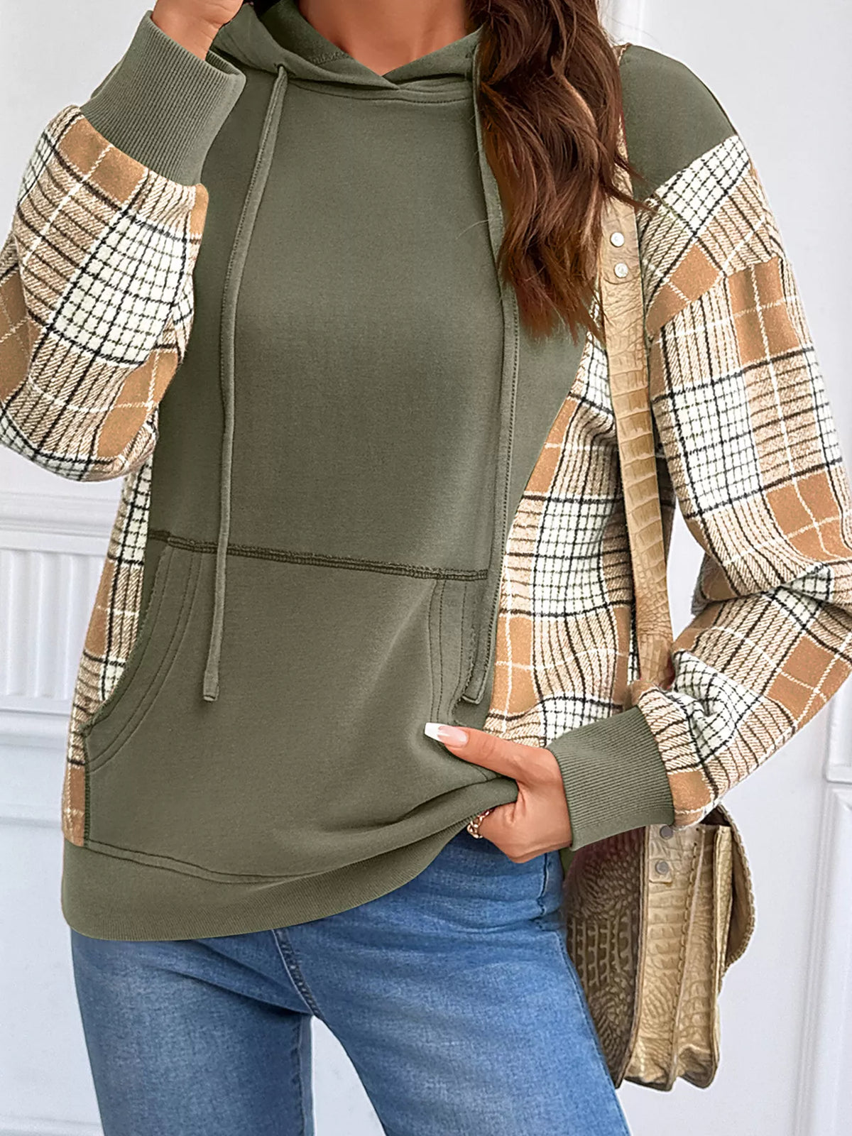 Plaid-sleeve hoodie, olive plaid sleeve