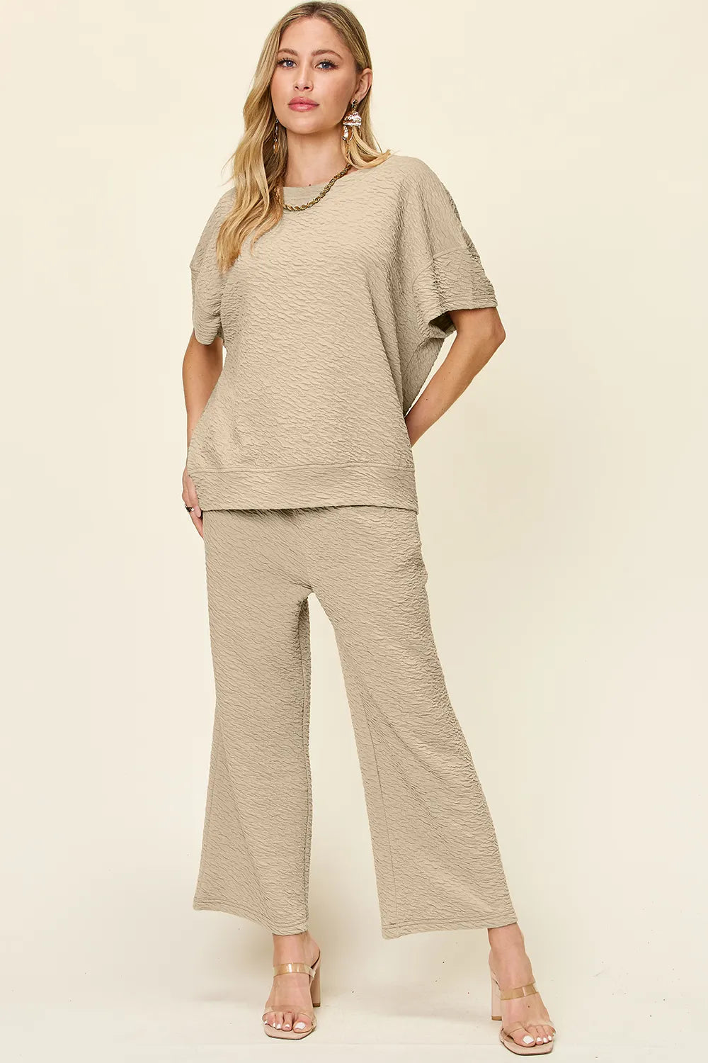 Women's clothing set – product view 1