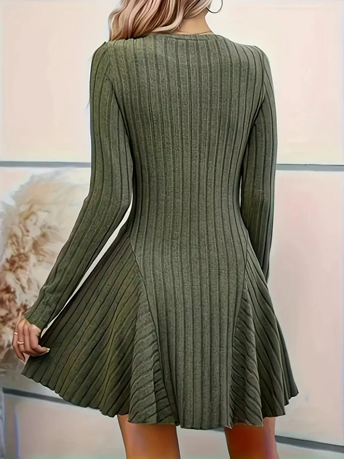 Ribbed mini dress, olive back