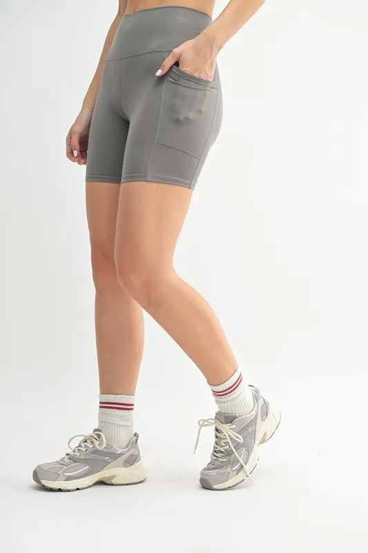 Women's shorts – product view 2