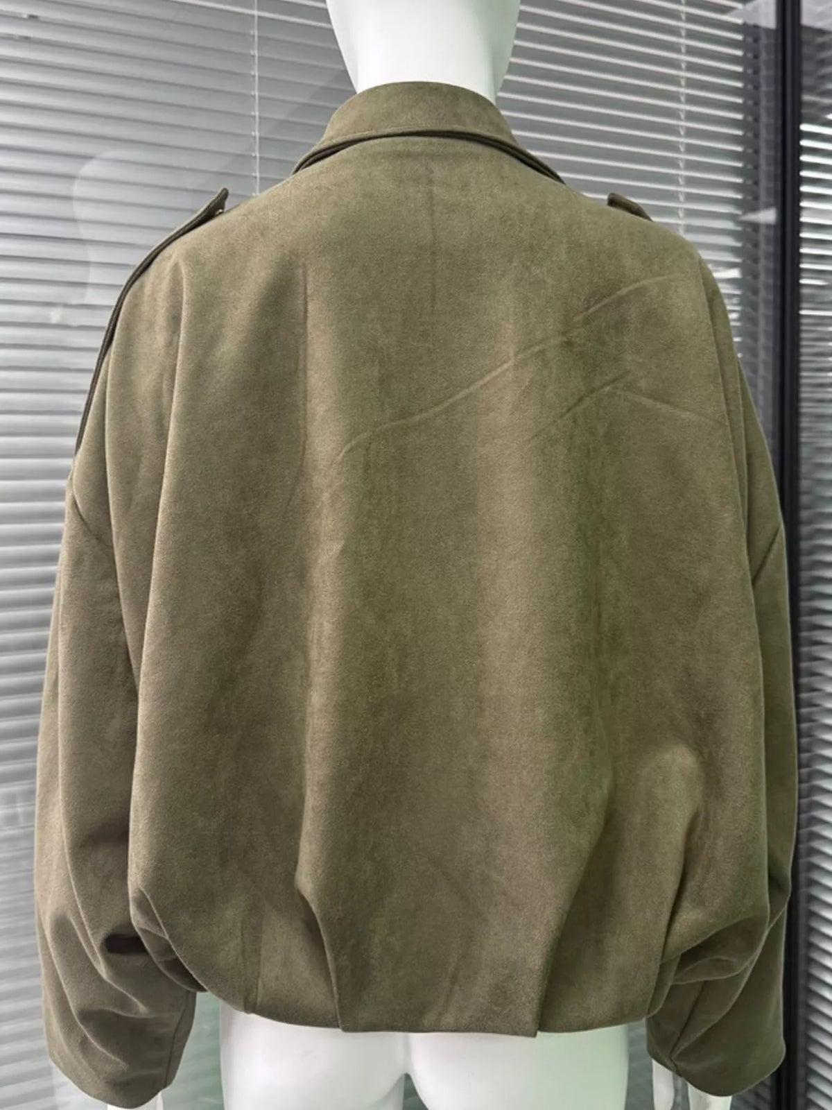 Cropped zip jacket, olive mannequin back