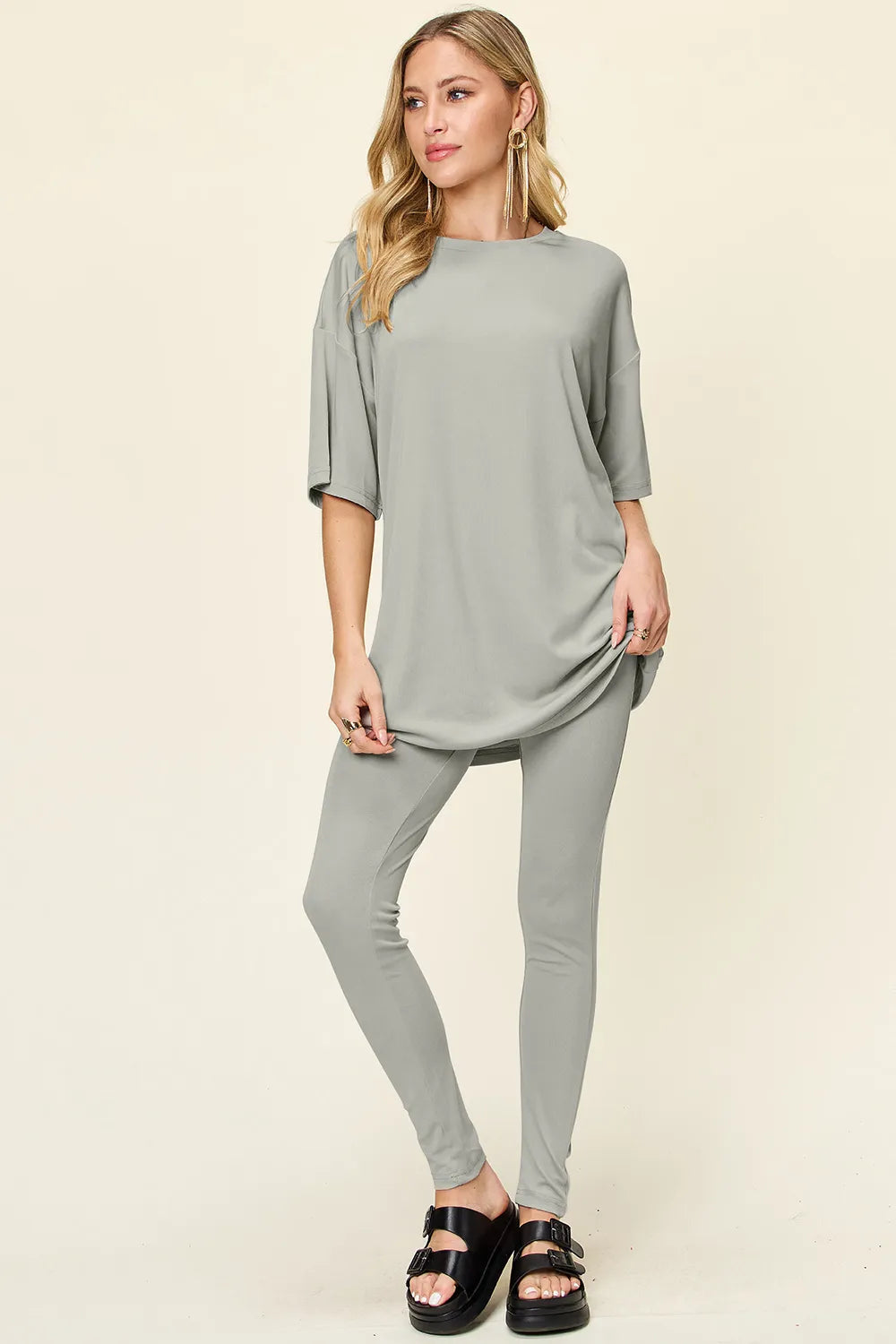 Women's clothing set – product view 13