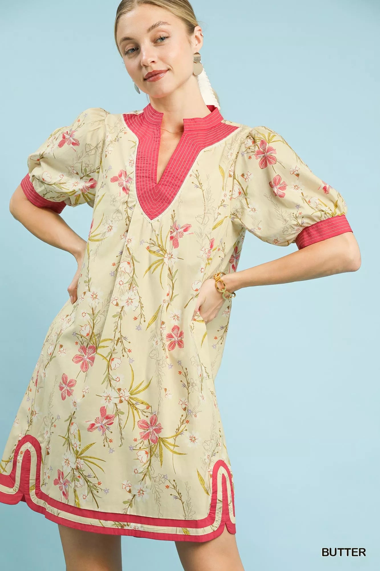 Women's apparel – product view 3