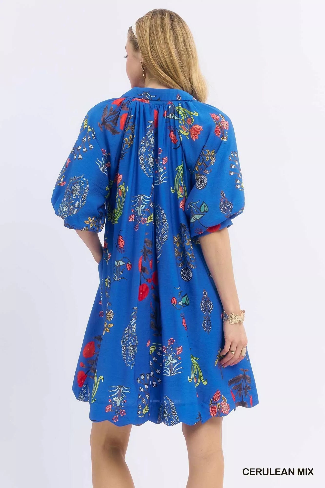 Women's apparel – product view 3