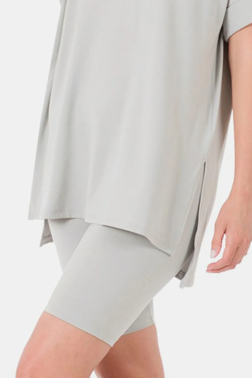 Women's clothing set – product view 3