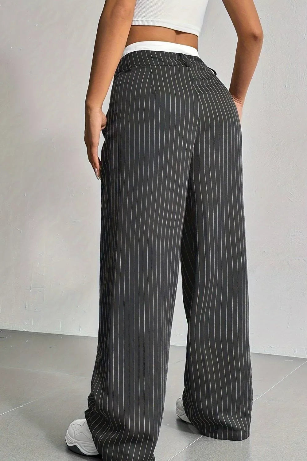 Women's pants – product view 17