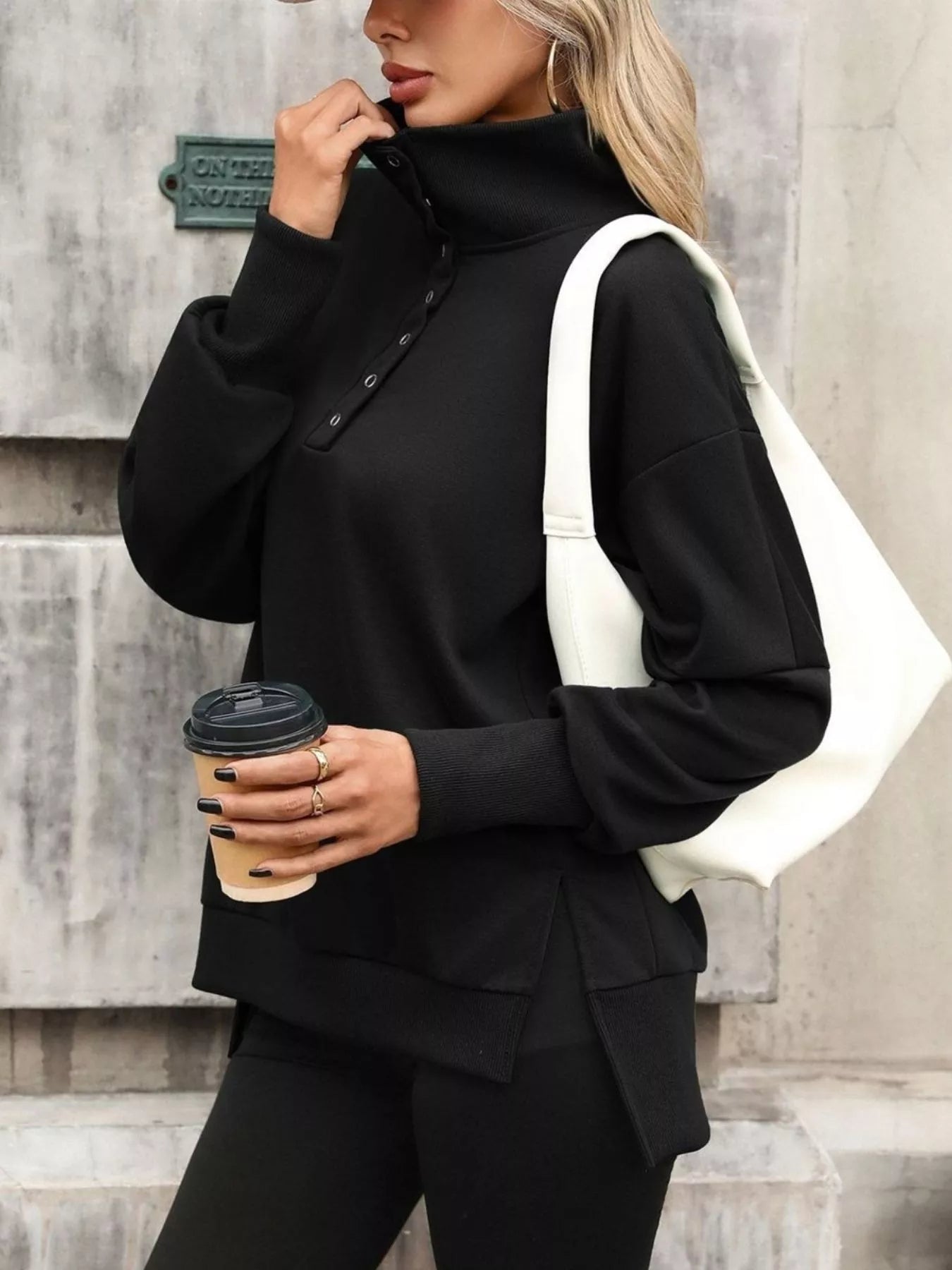 Women's side-slit half-snap sweatshirt