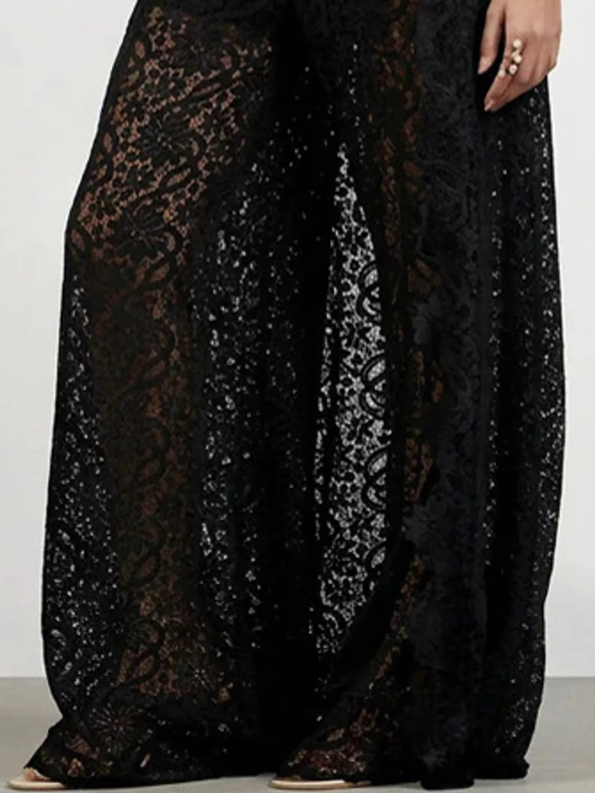 Black-Set lace short sleeve top and pants set, detail view