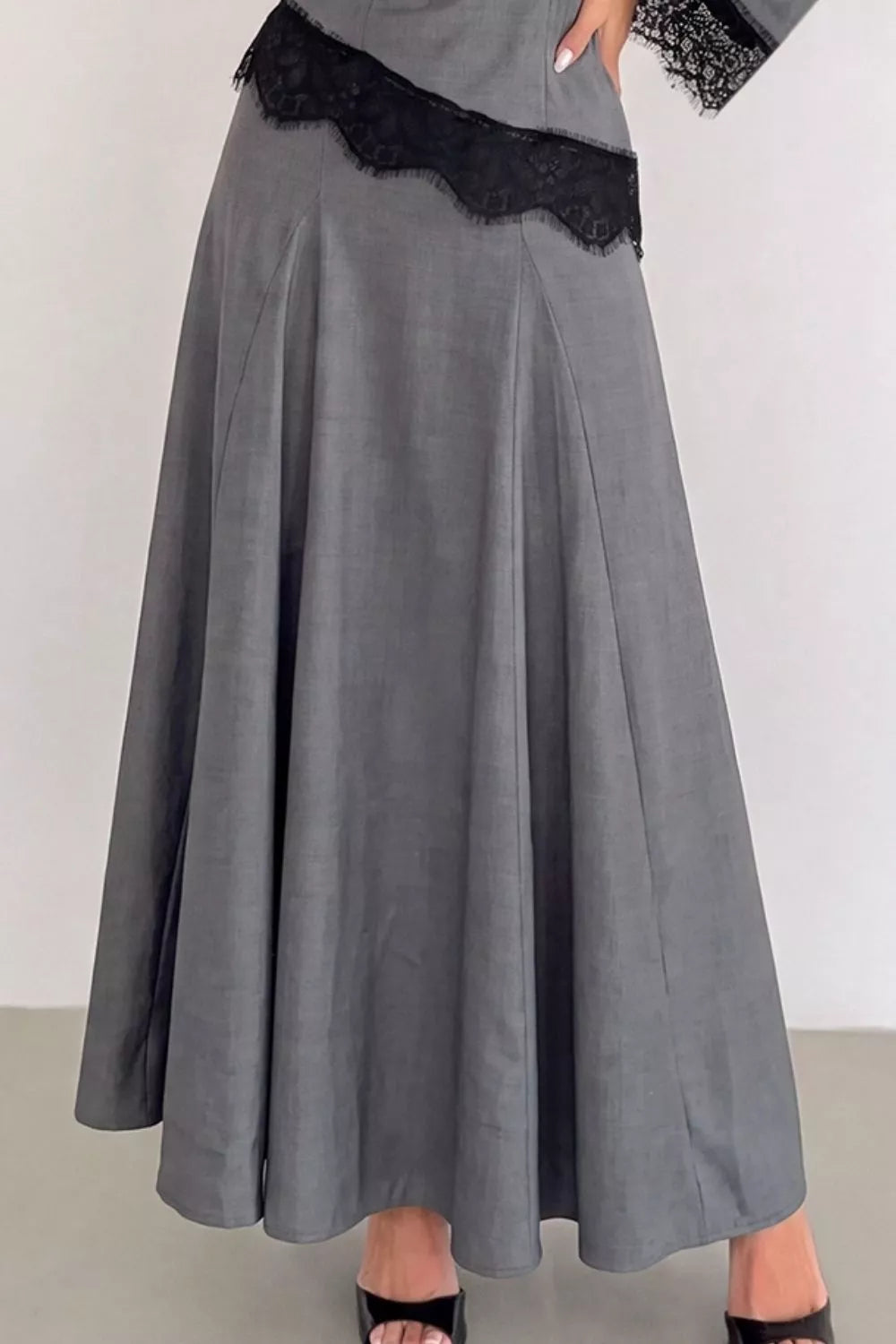 Lace-trim top and skirt set, skirt pleat detail