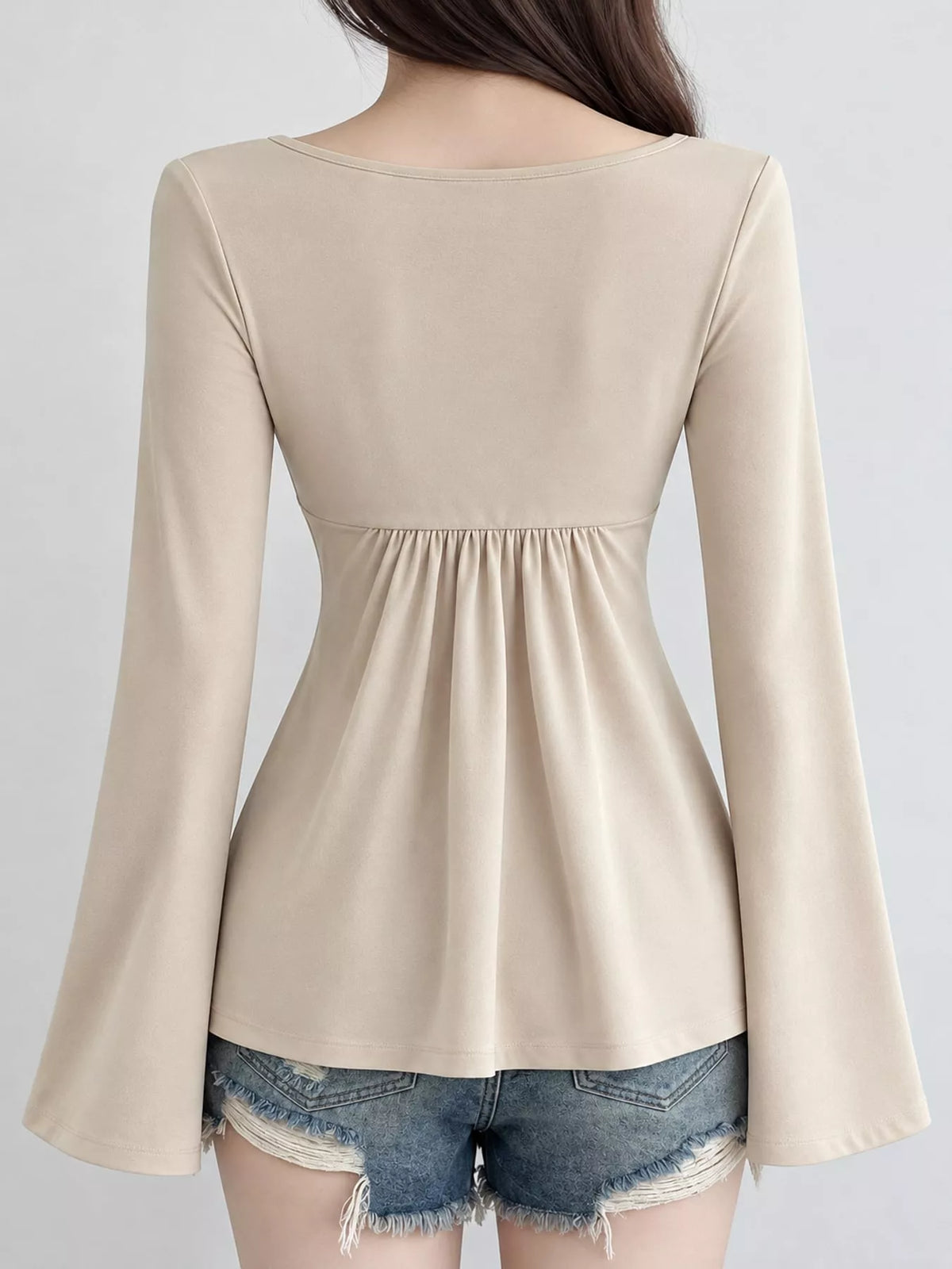 Long-sleeve T-shirt, back view