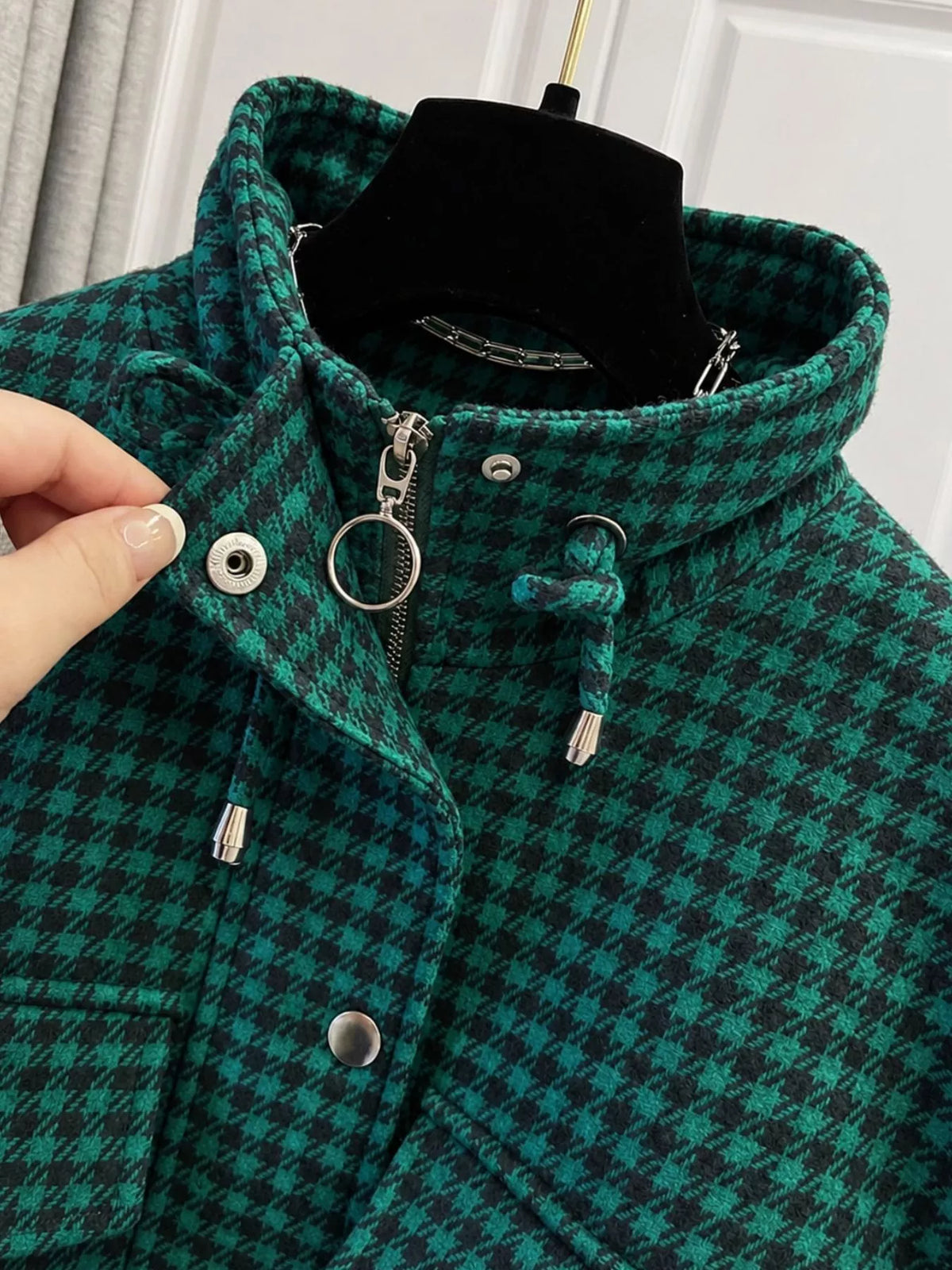 Green plaid cropped zip-up jacket