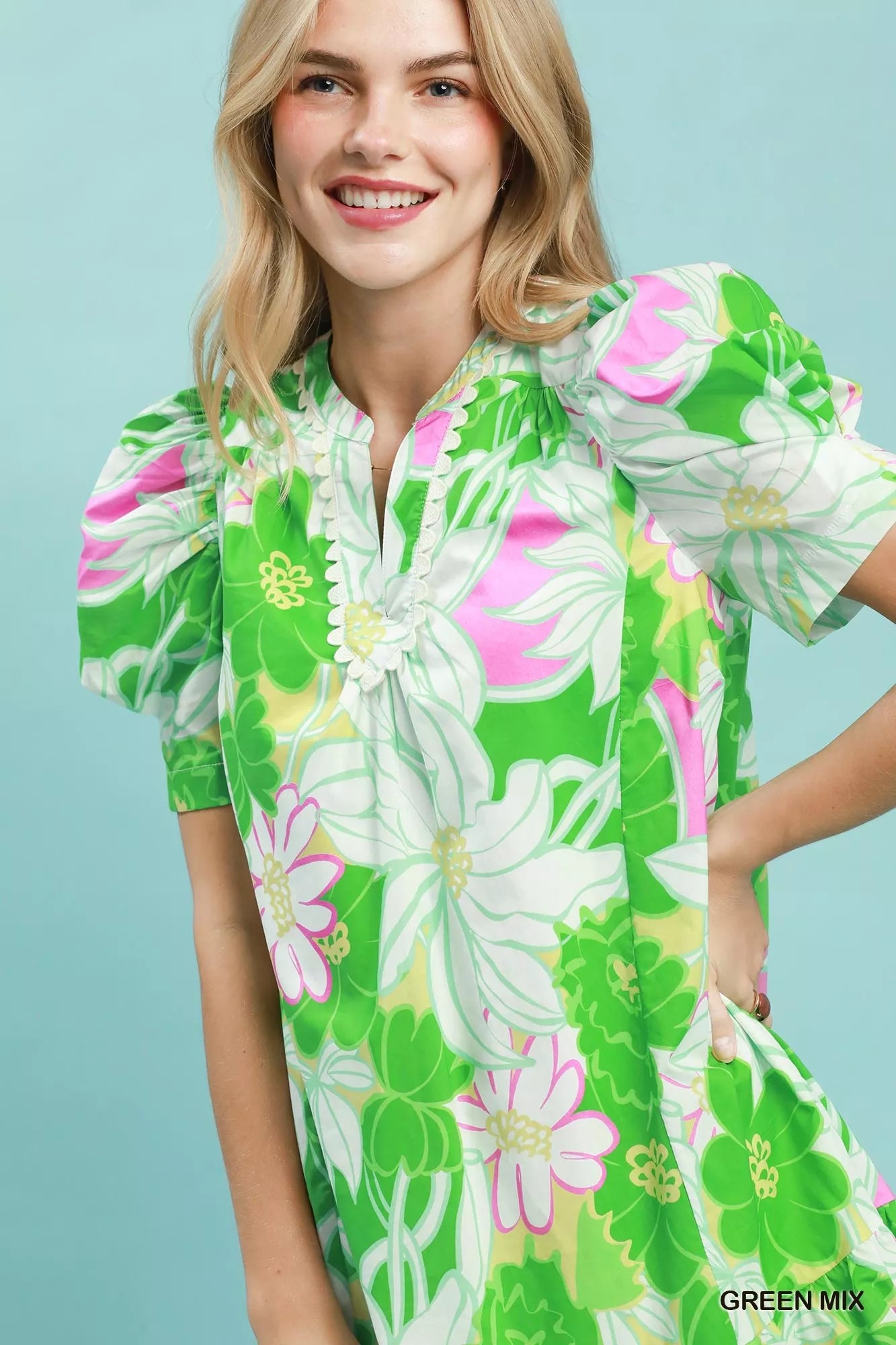 Women's apparel – product view 5
