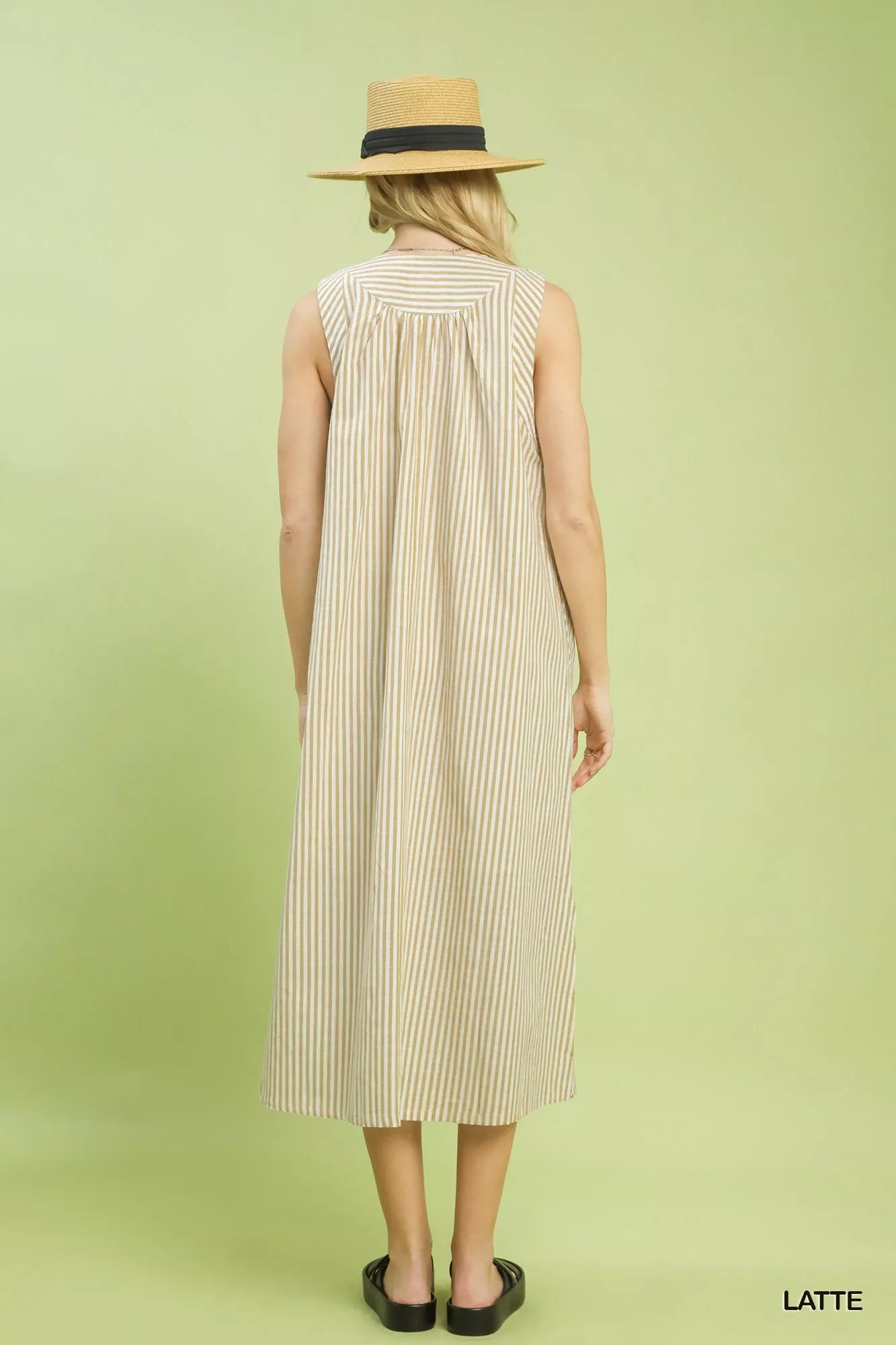 Women's apparel – product view 3