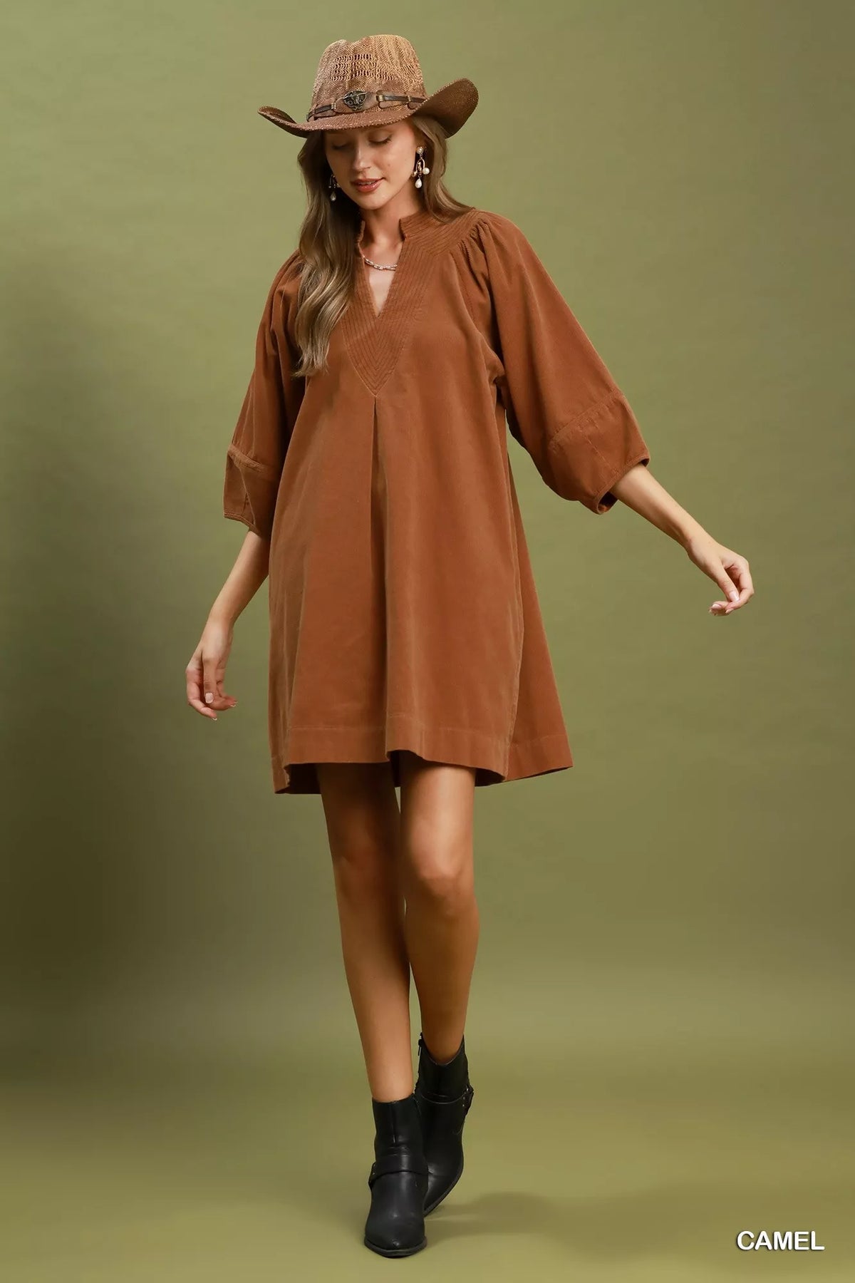 Women's apparel – product view 5