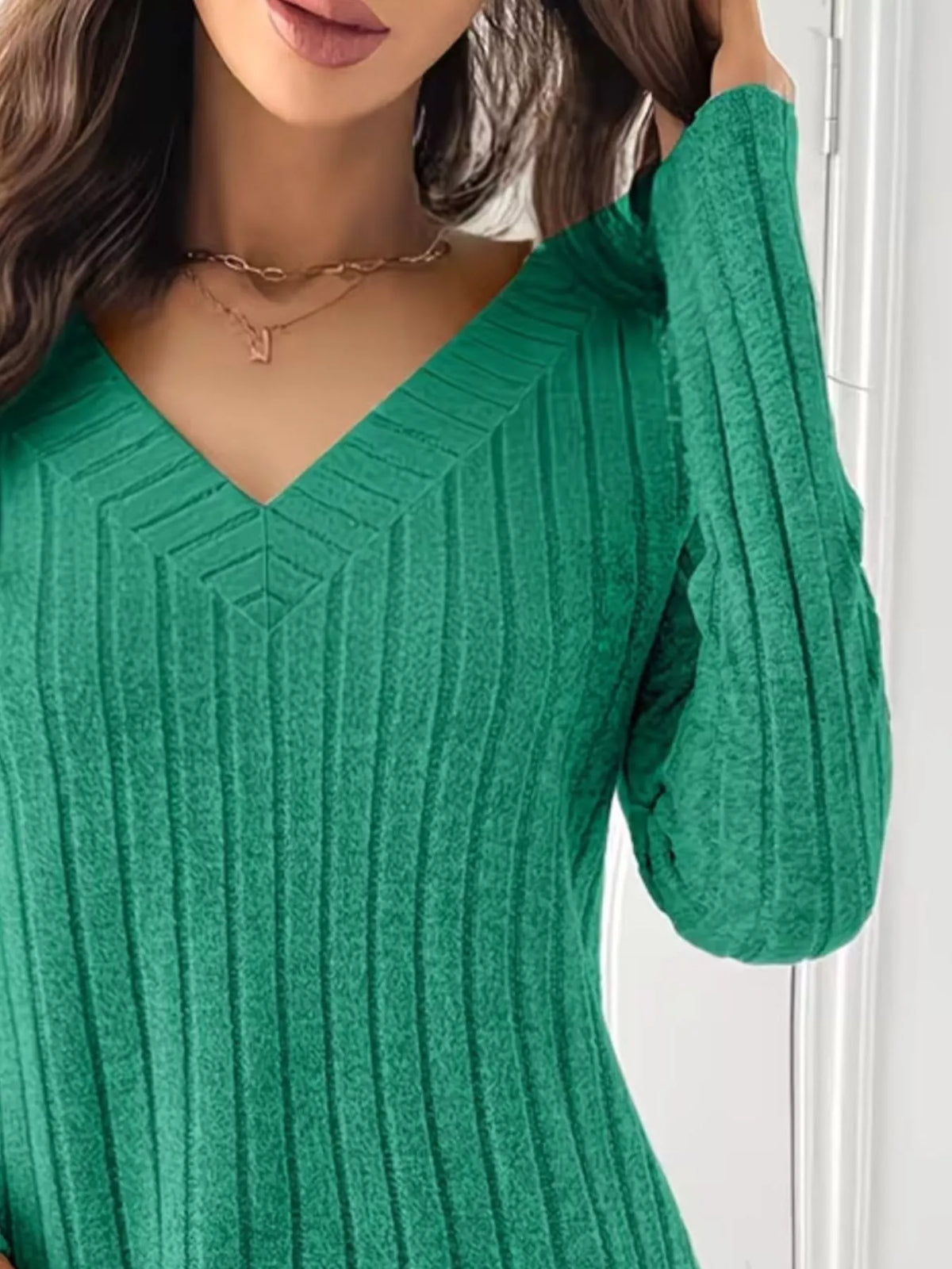 Women's Ribbed Knit Long Sleeve T-Shirt in green — neckline detail view
