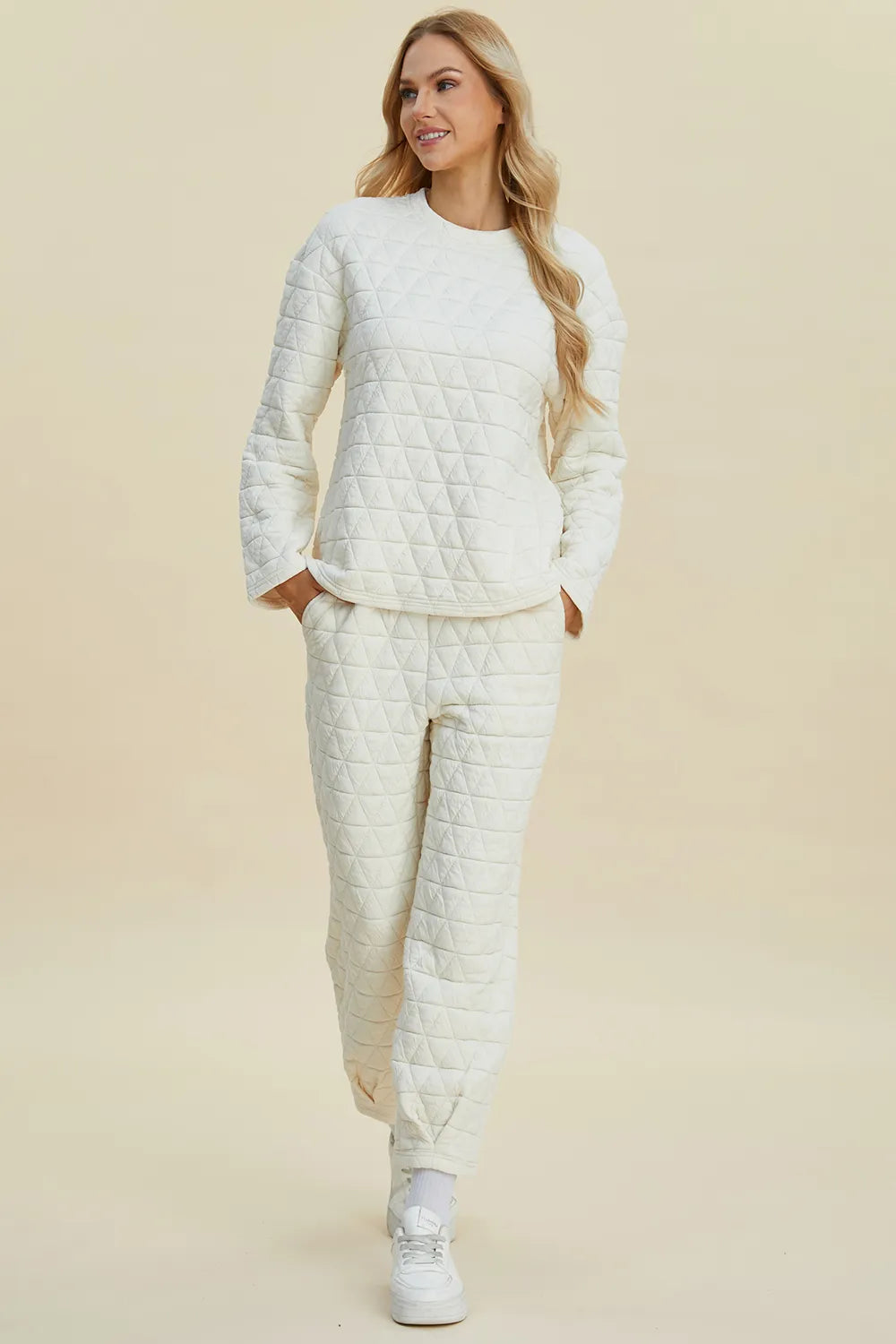Women's clothing set – product view 3