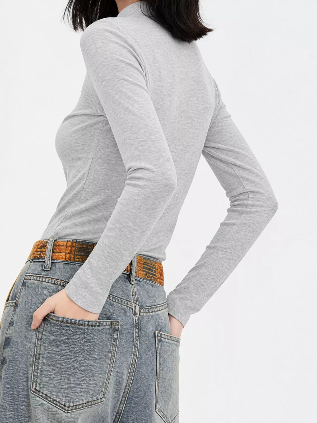 Long-sleeve T-shirt, back view