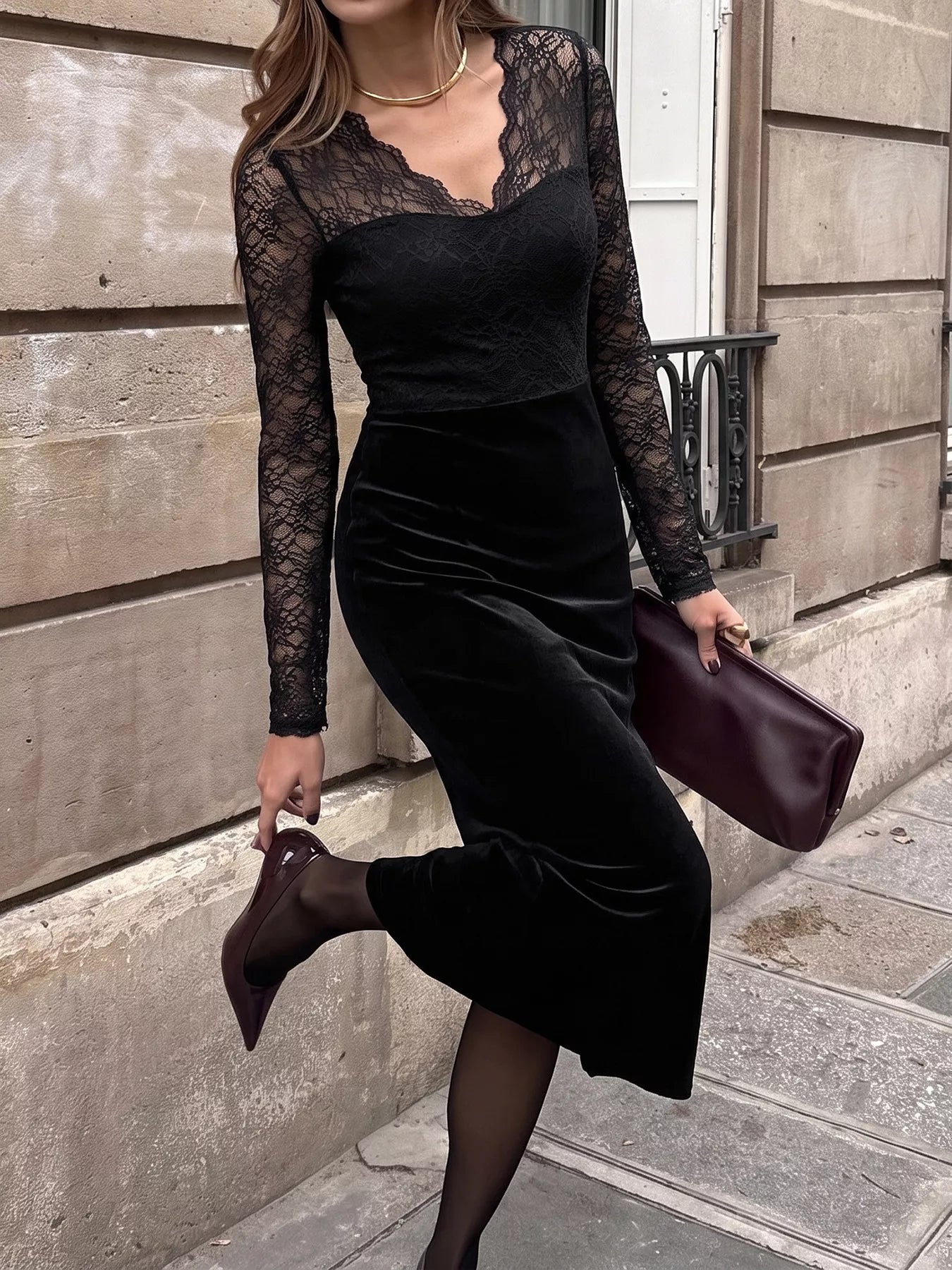 Trendsi Elegant Lace and Velvet Midi Dress -